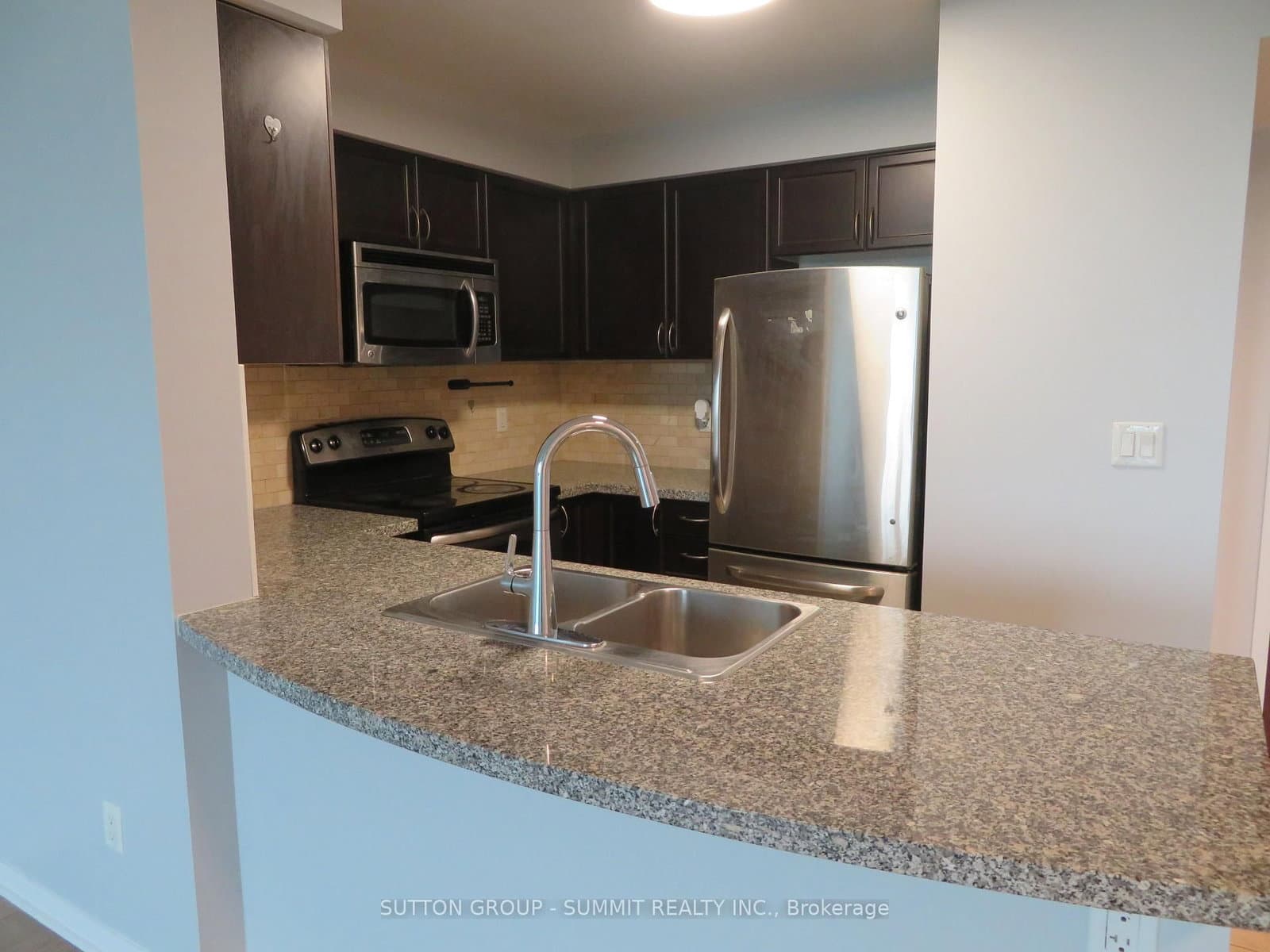 4900 Glen Erin Drive, Unit 1706 thumbnail 8