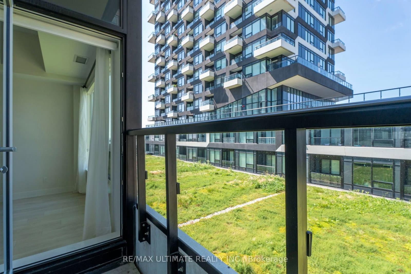 2485 Taunton Road, Unit 451 thumbnail 18