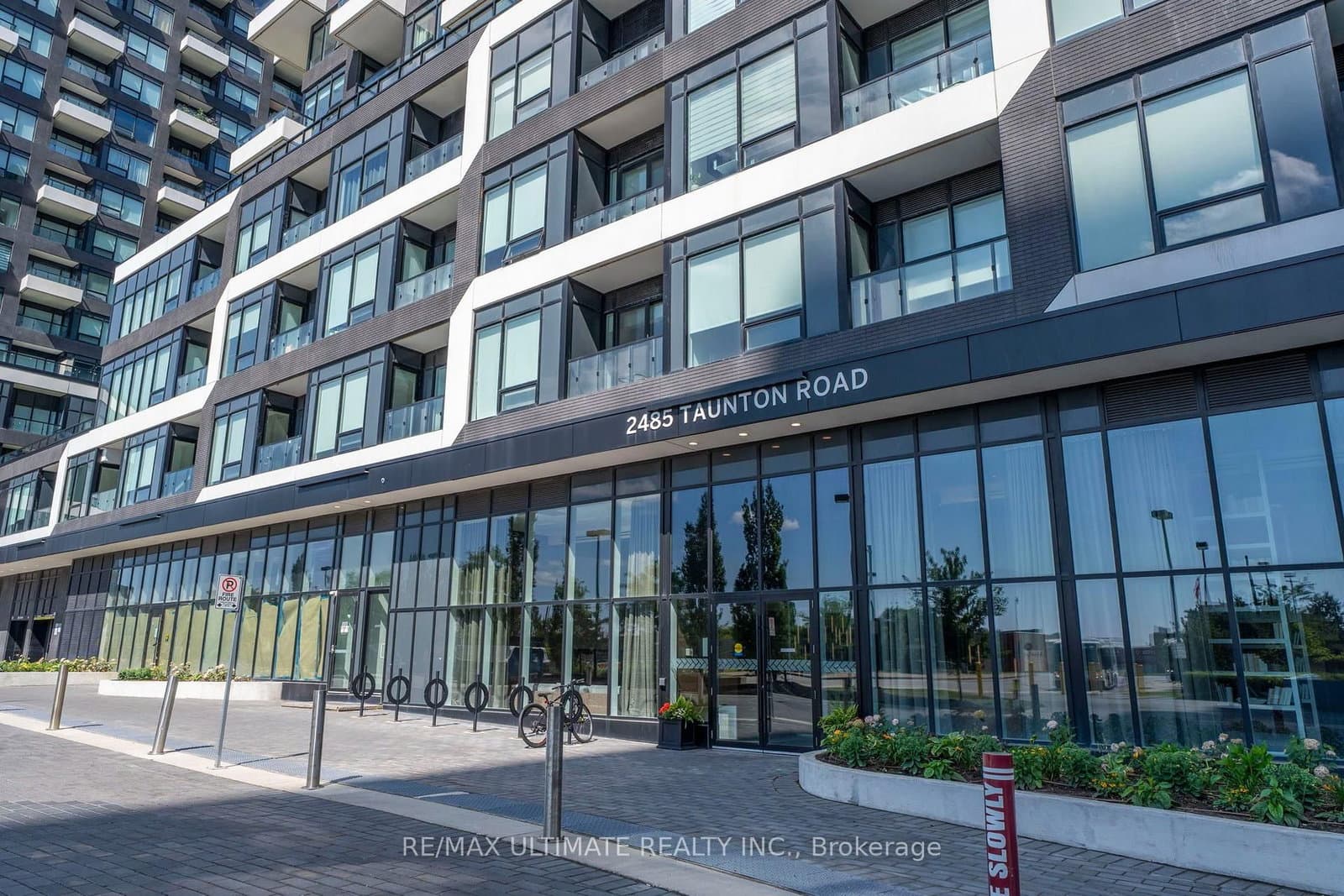 2485 Taunton Road, Unit 451 thumbnail 2