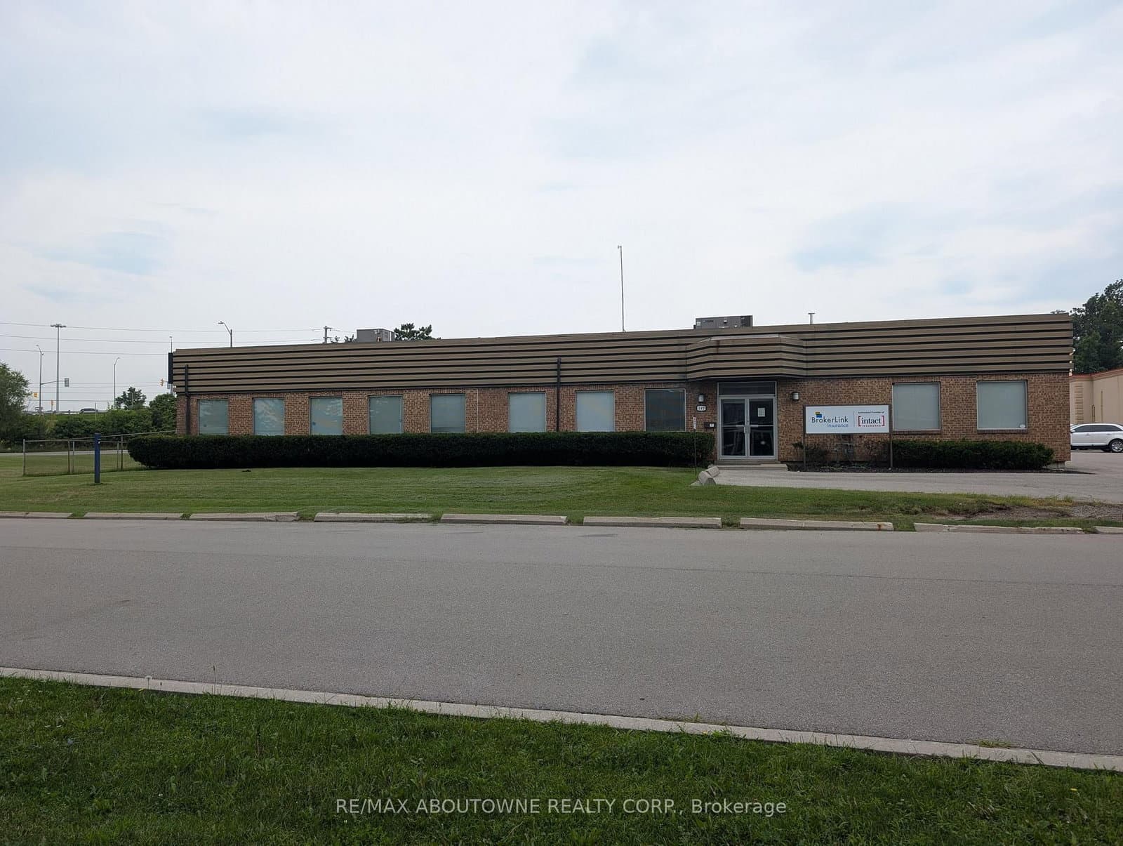 349 Davis Road - Image 1