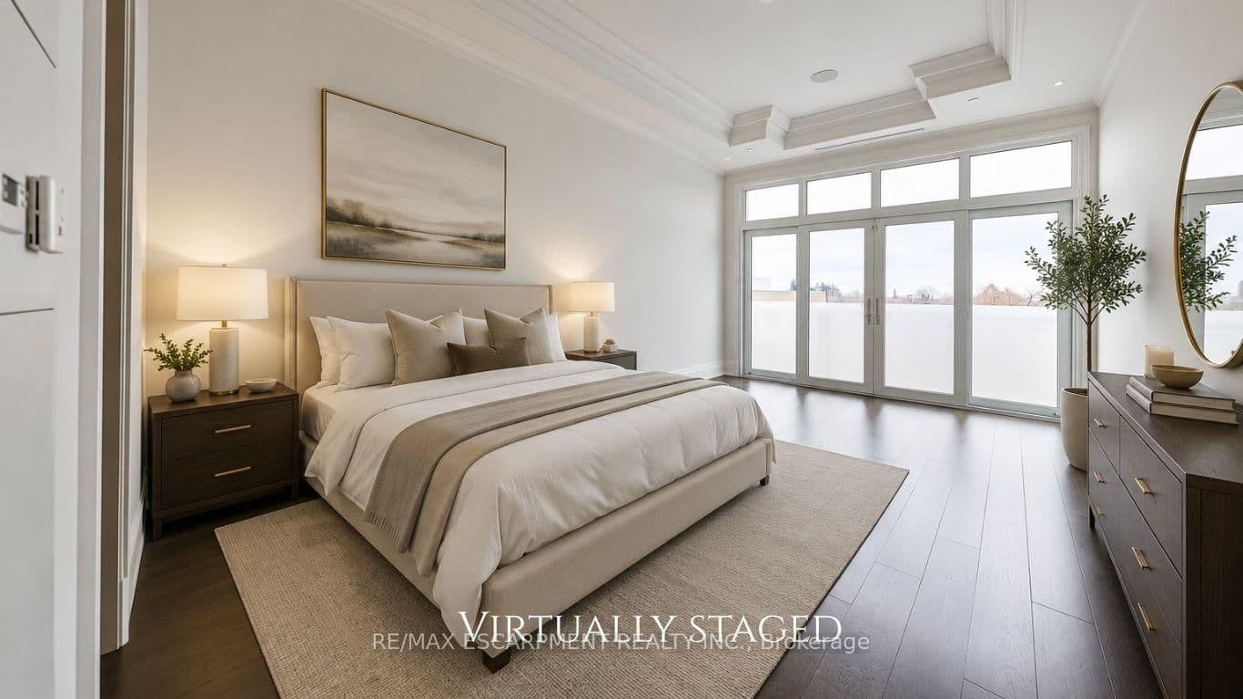 300 Randall Road, Unit PH5 thumbnail 17