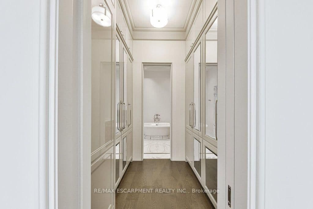 300 Randall Road, Unit PH5 thumbnail 19