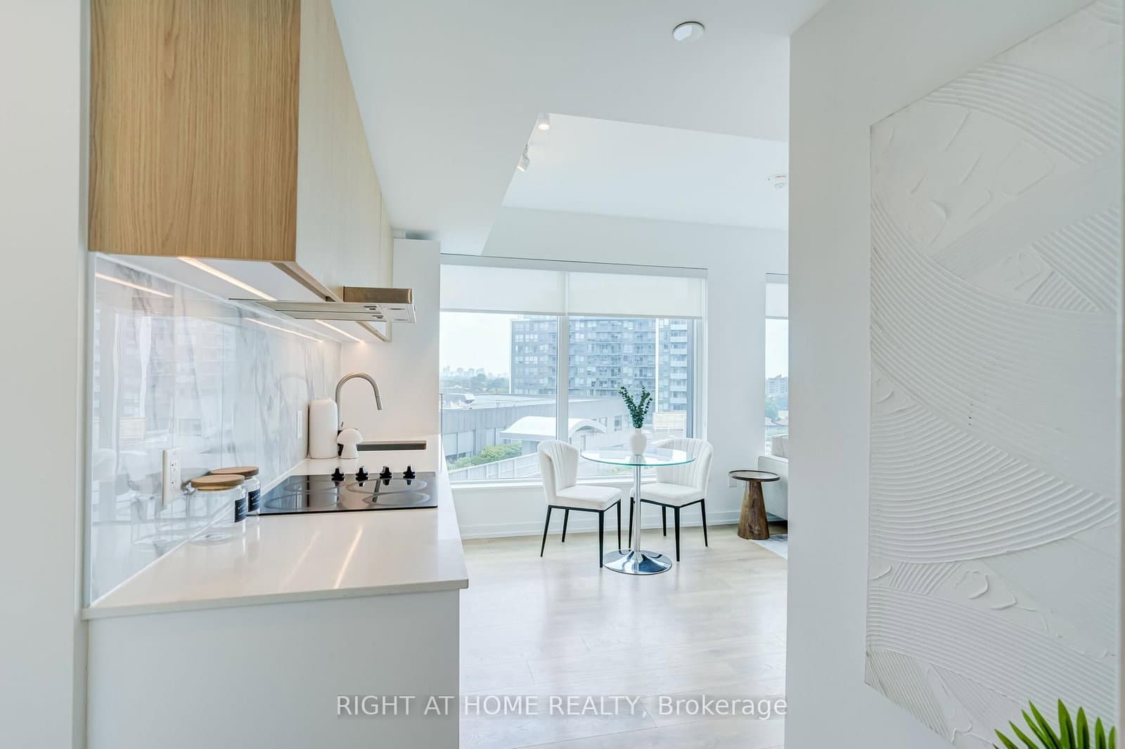 1100 Sheppard Avenue W, Unit 908 thumbnail 12