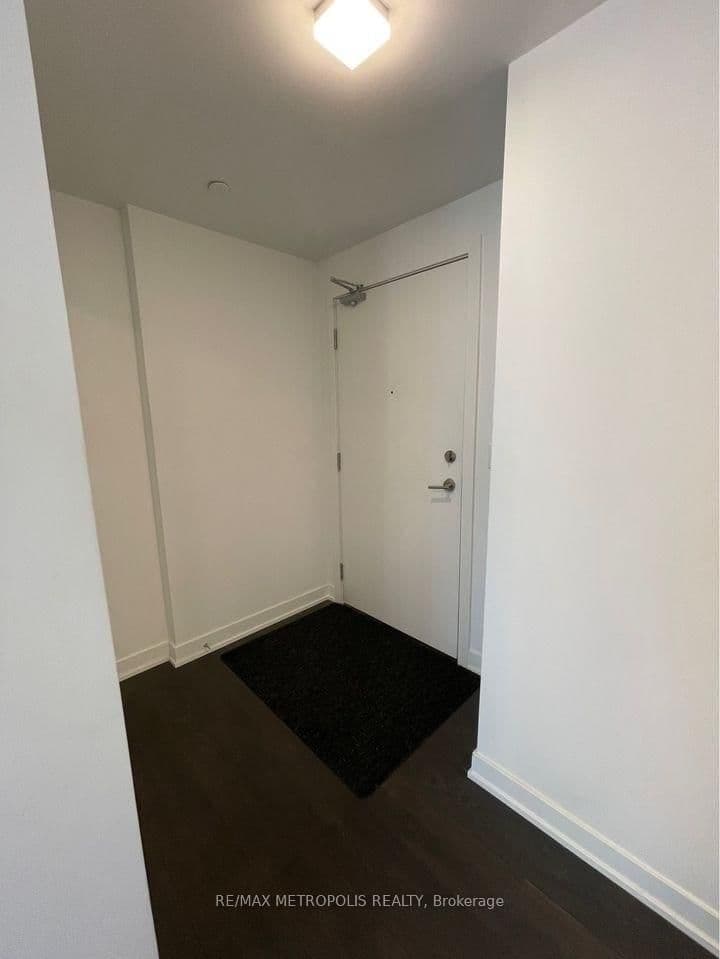 180 Veterans Drive, Unit 209 thumbnail 5