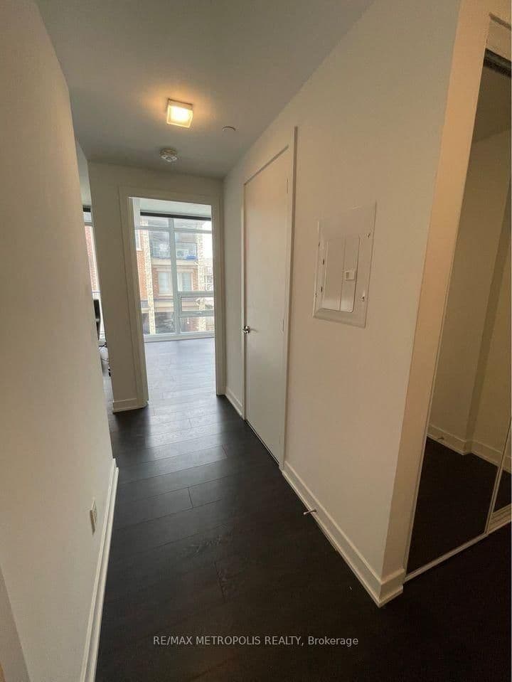 180 Veterans Drive, Unit 209 thumbnail 7