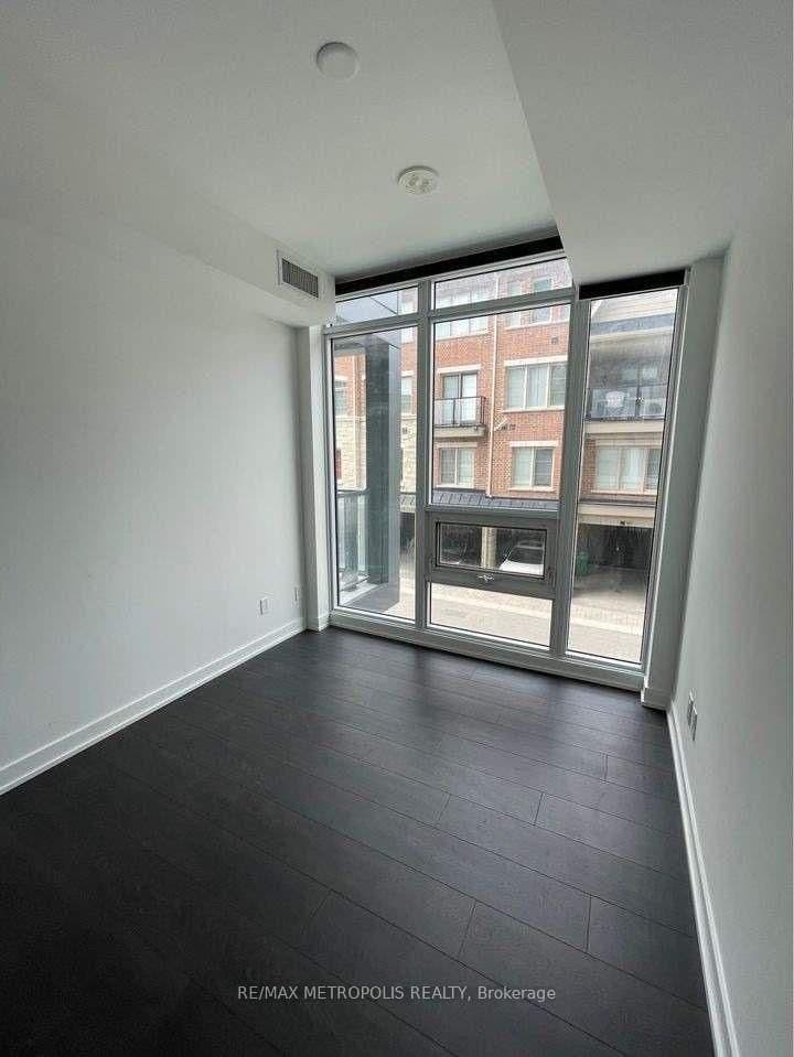 180 Veterans Drive, Unit 209 thumbnail 8