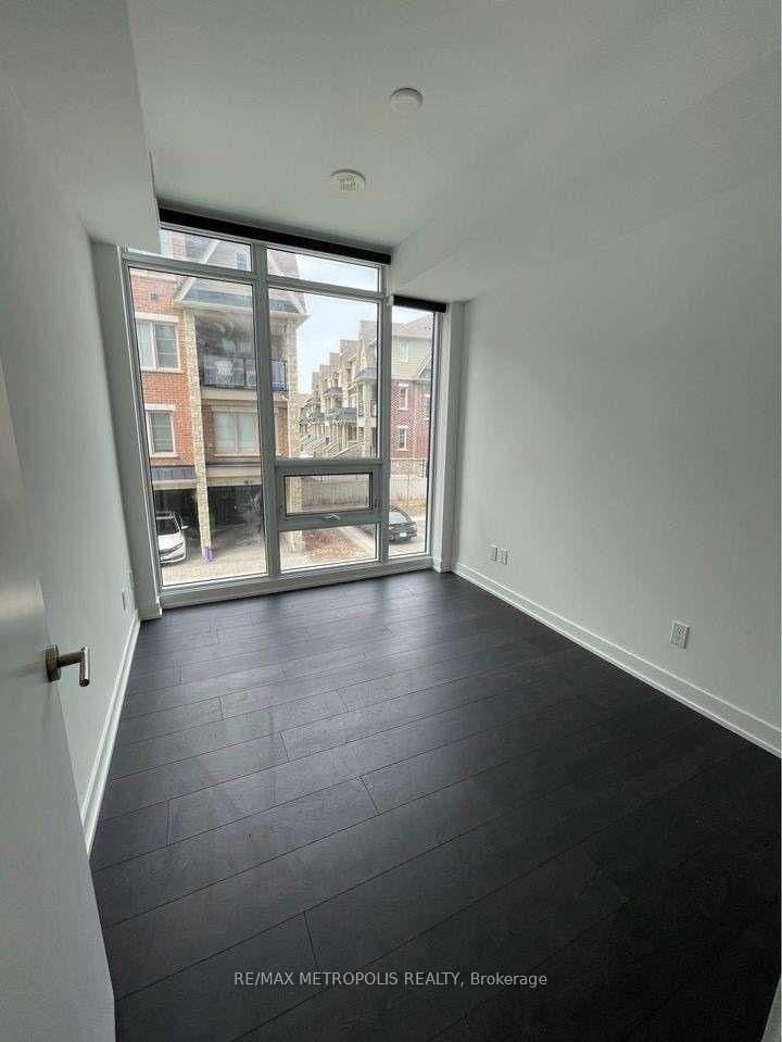 180 Veterans Drive, Unit 209 thumbnail 9