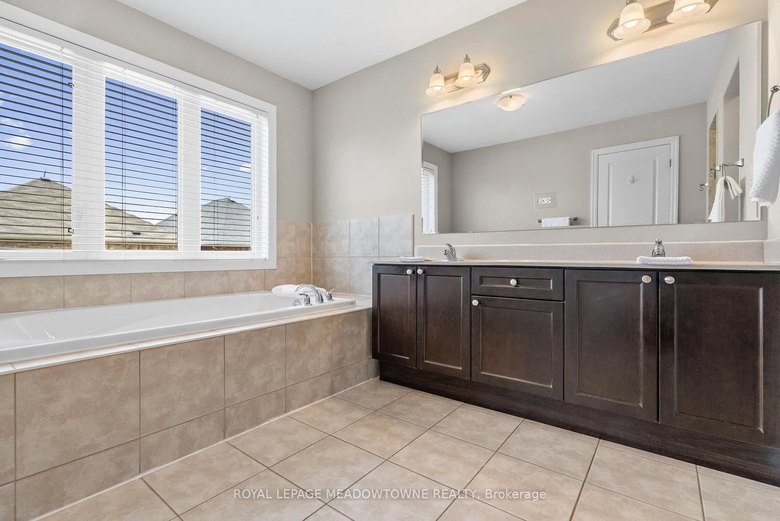589 Bartleman Terrace thumbnail 33