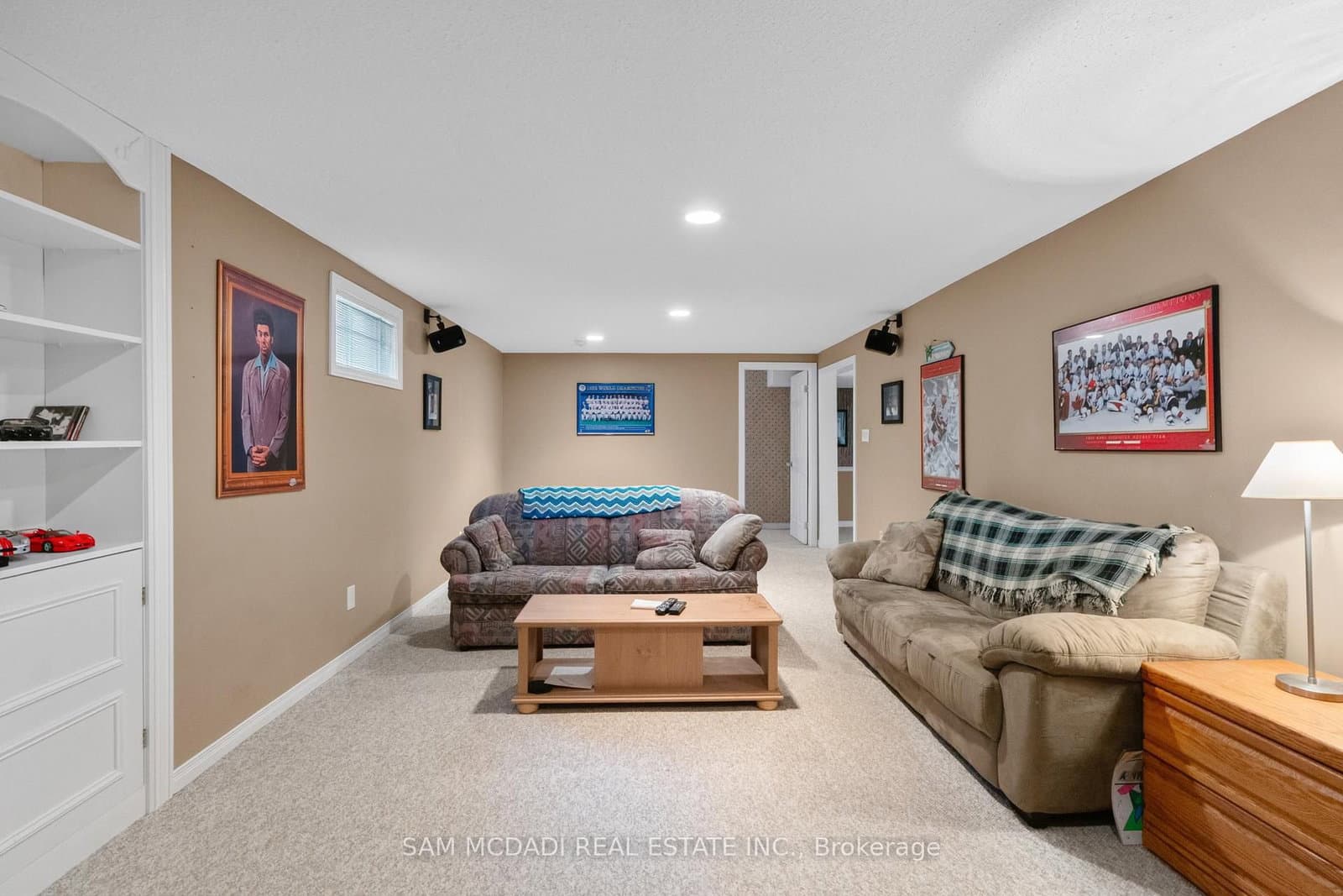 1077 Saginaw Crescent thumbnail 35