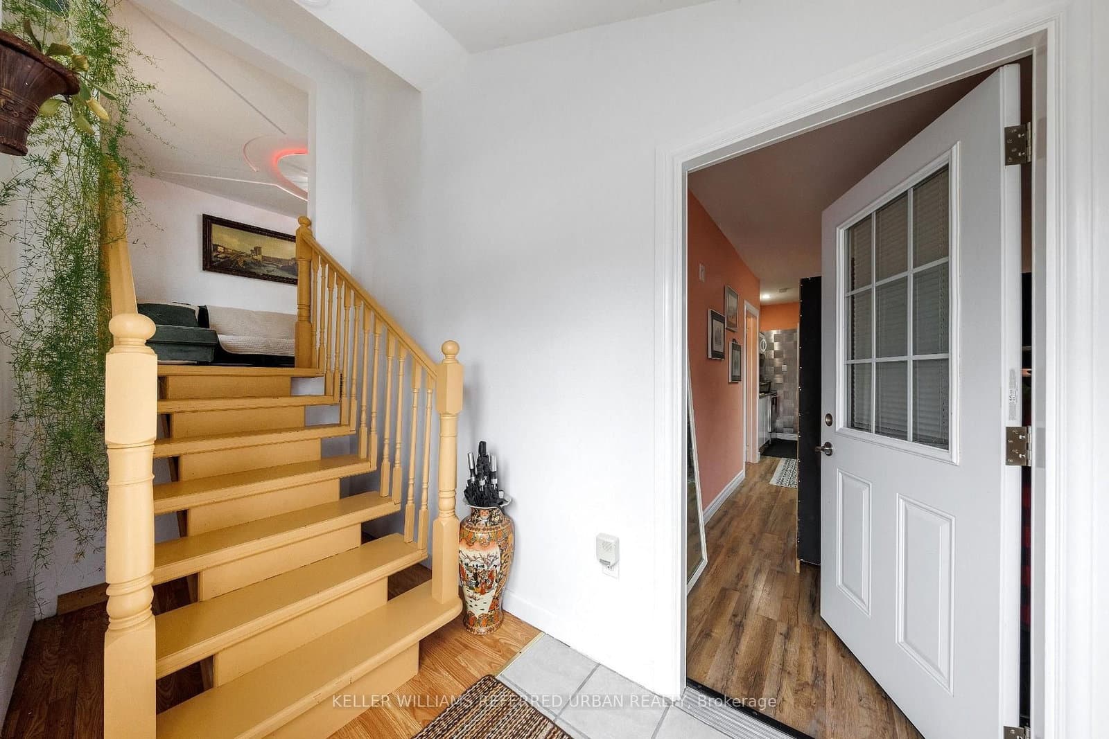 6 Elmhurst Drive thumbnail 3