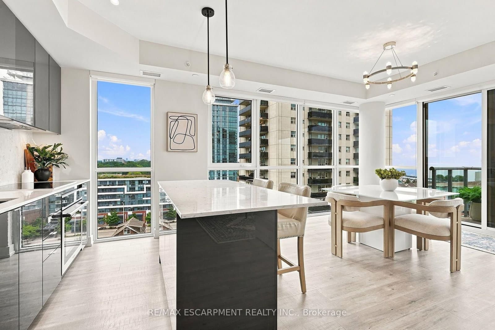 8 Ann Street, Unit 902 thumbnail 18
