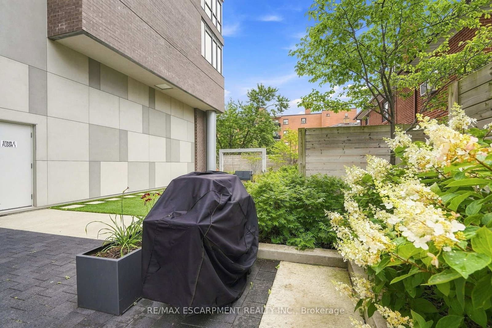 8 Ann Street, Unit 902 thumbnail 46