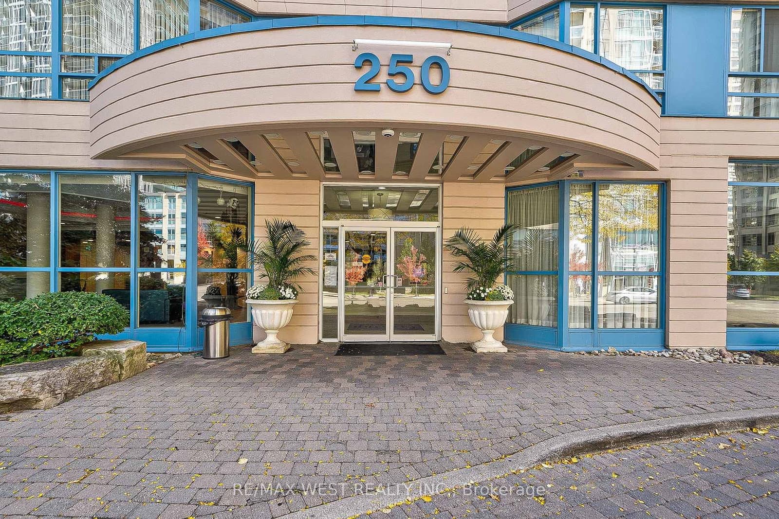 250 Webb Drive, Unit 503 thumbnail 3