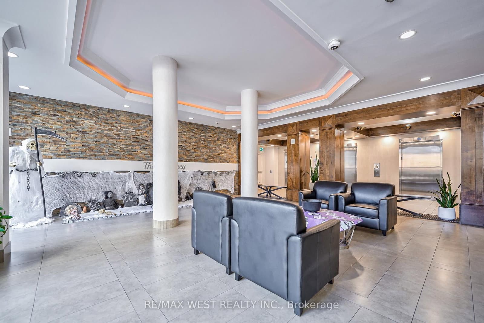 250 Webb Drive, Unit 503 thumbnail 5