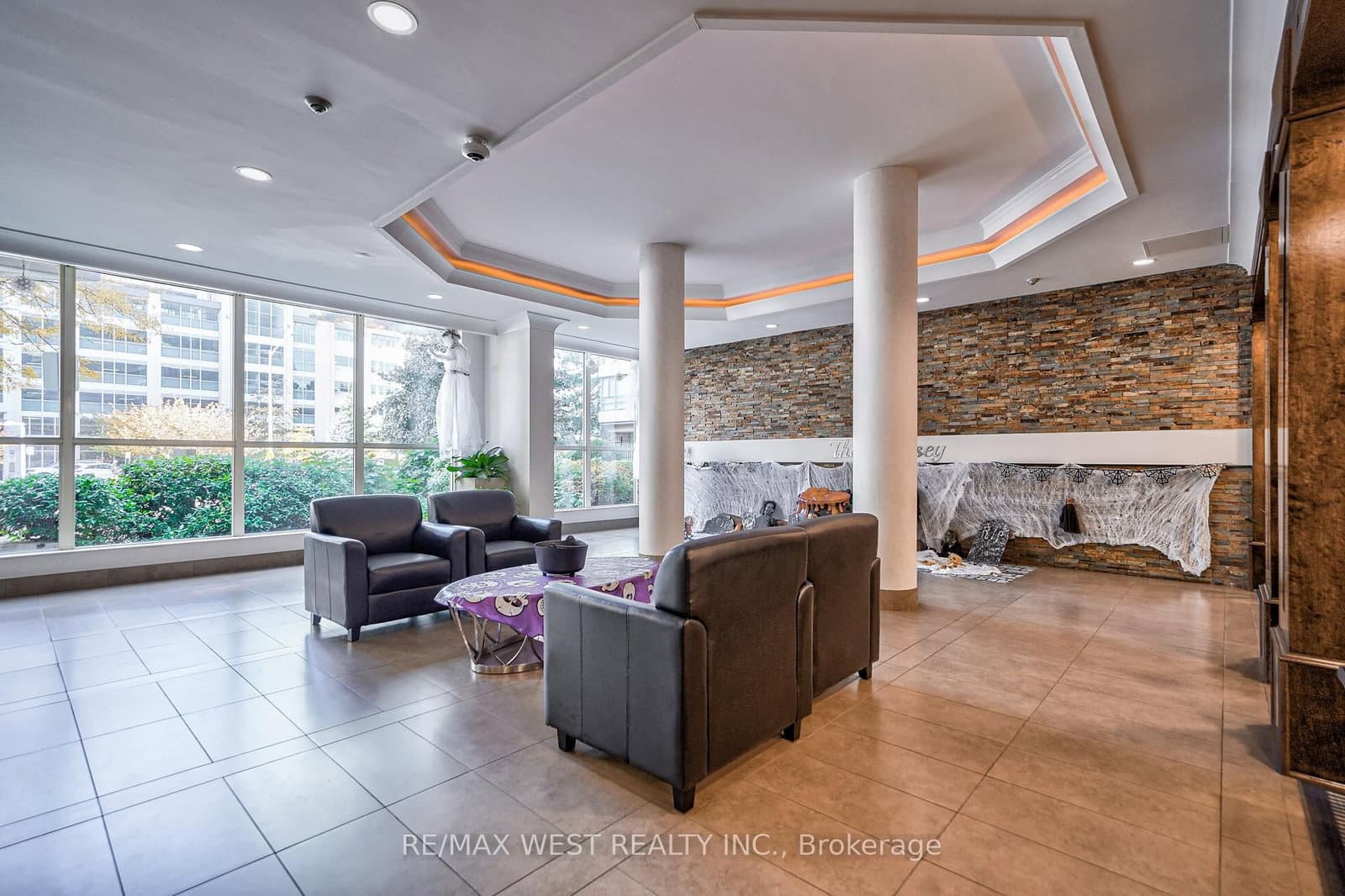 250 Webb Drive, Unit 503 thumbnail 7