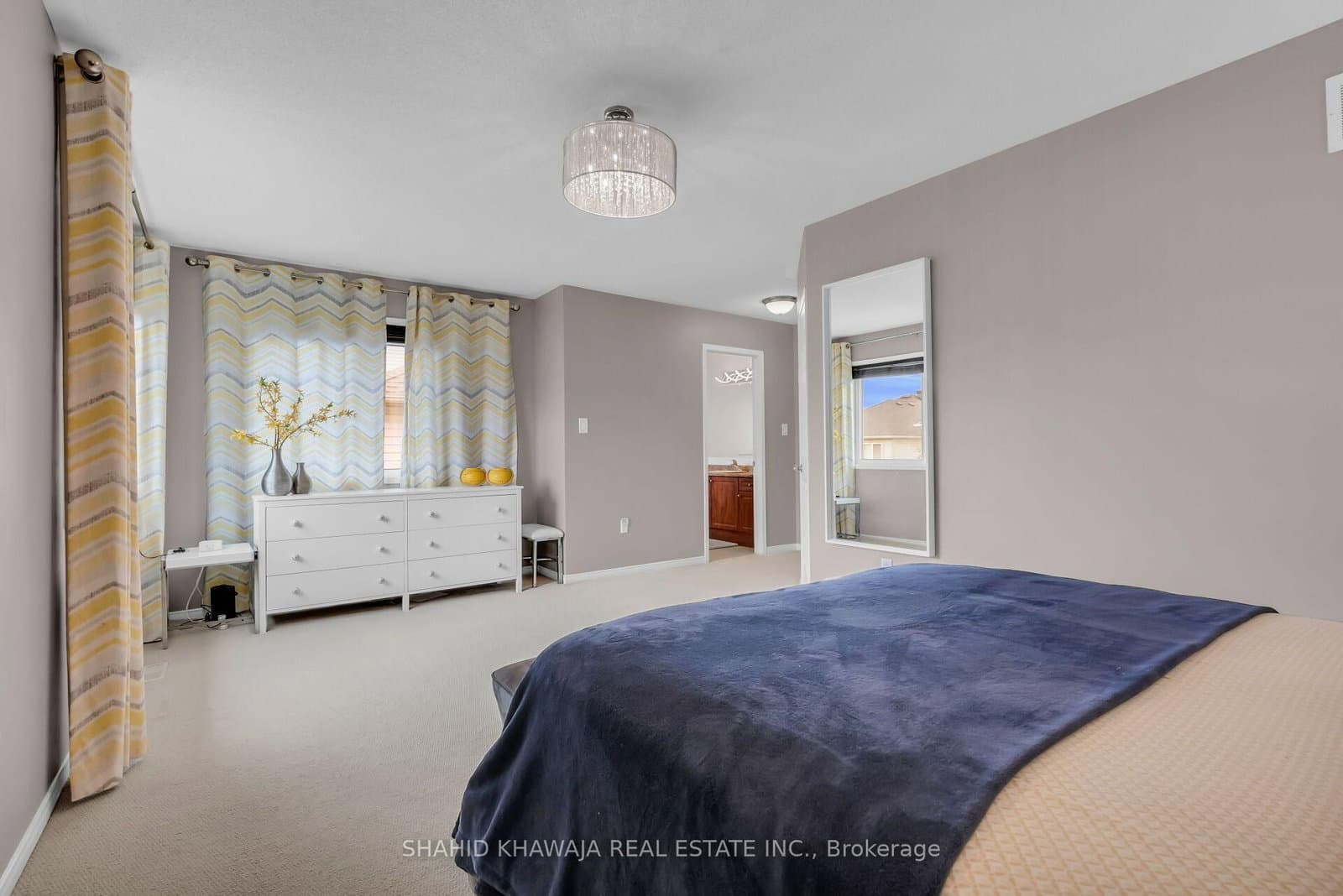 1078 Easterbrook Crescent thumbnail 19