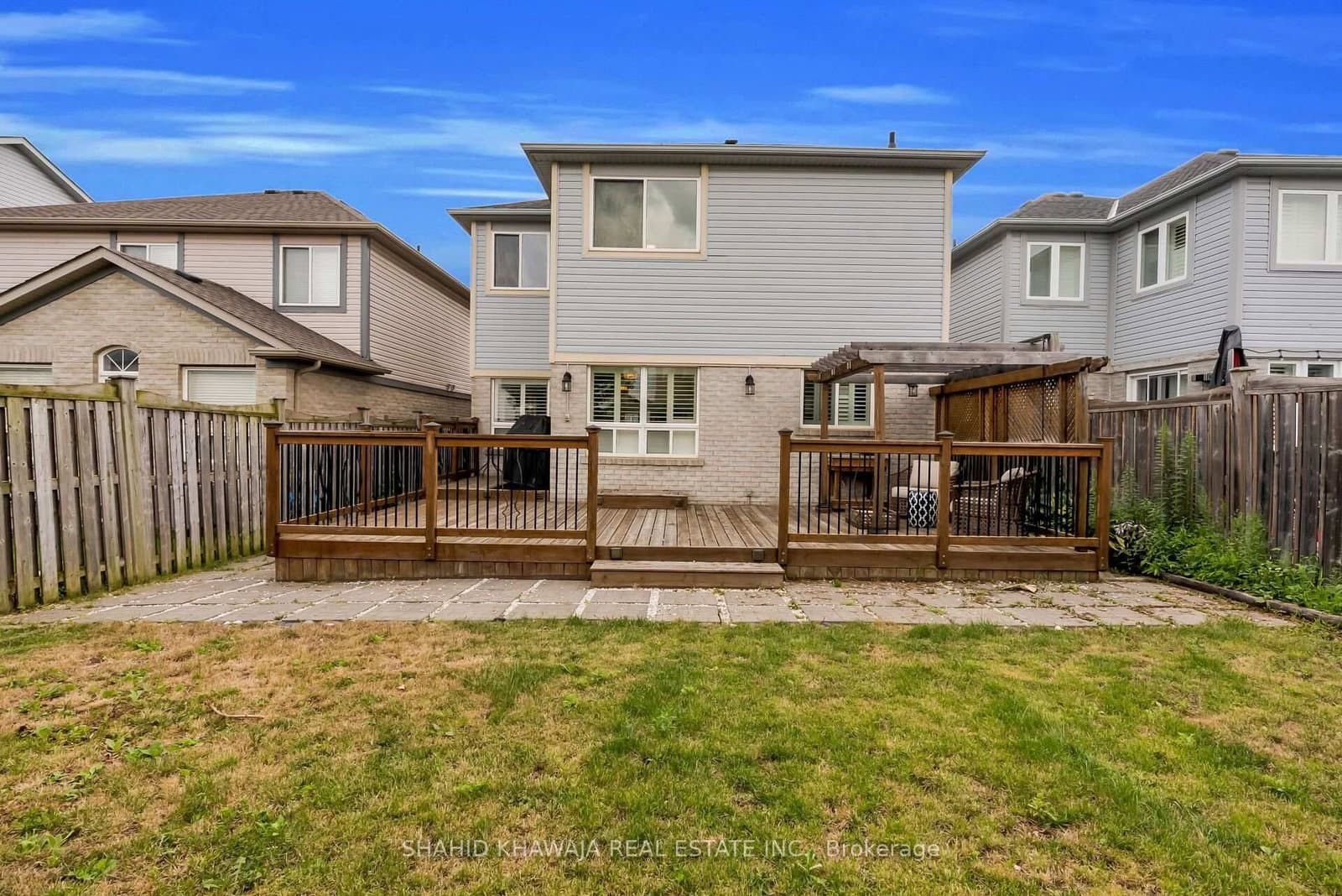 1078 Easterbrook Crescent thumbnail 33