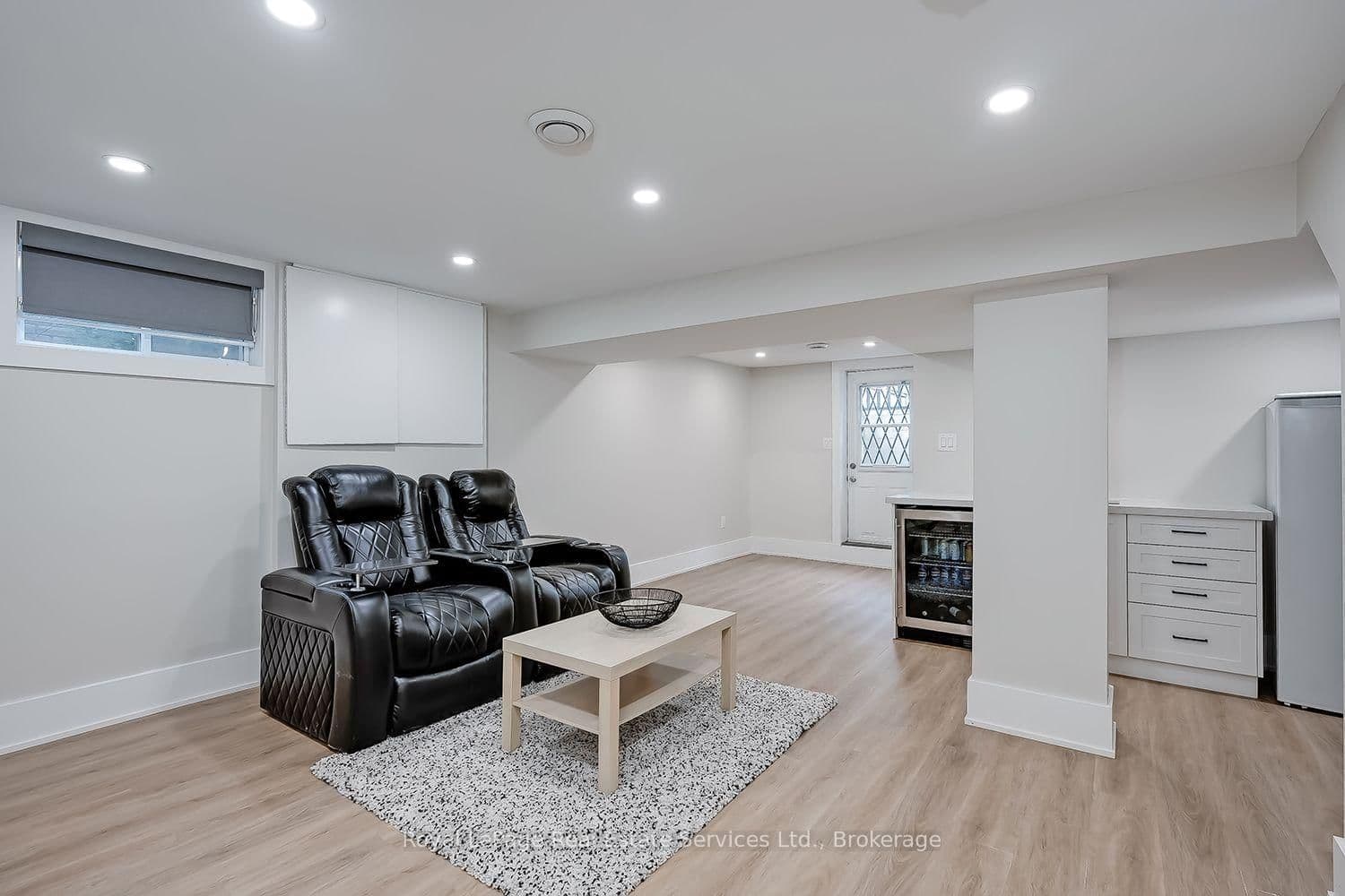 59 Fairwood Place E thumbnail 36