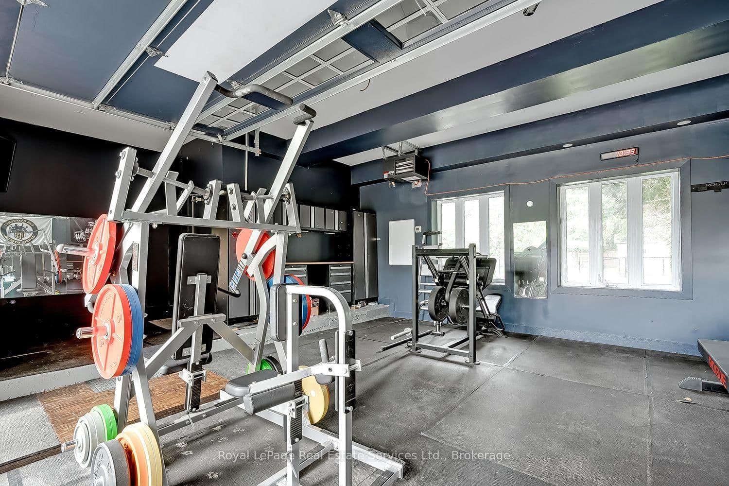 59 Fairwood Place E thumbnail 40