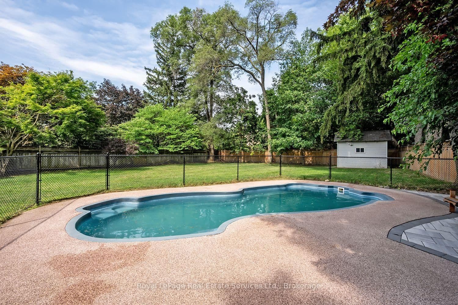 59 Fairwood Place E thumbnail 43