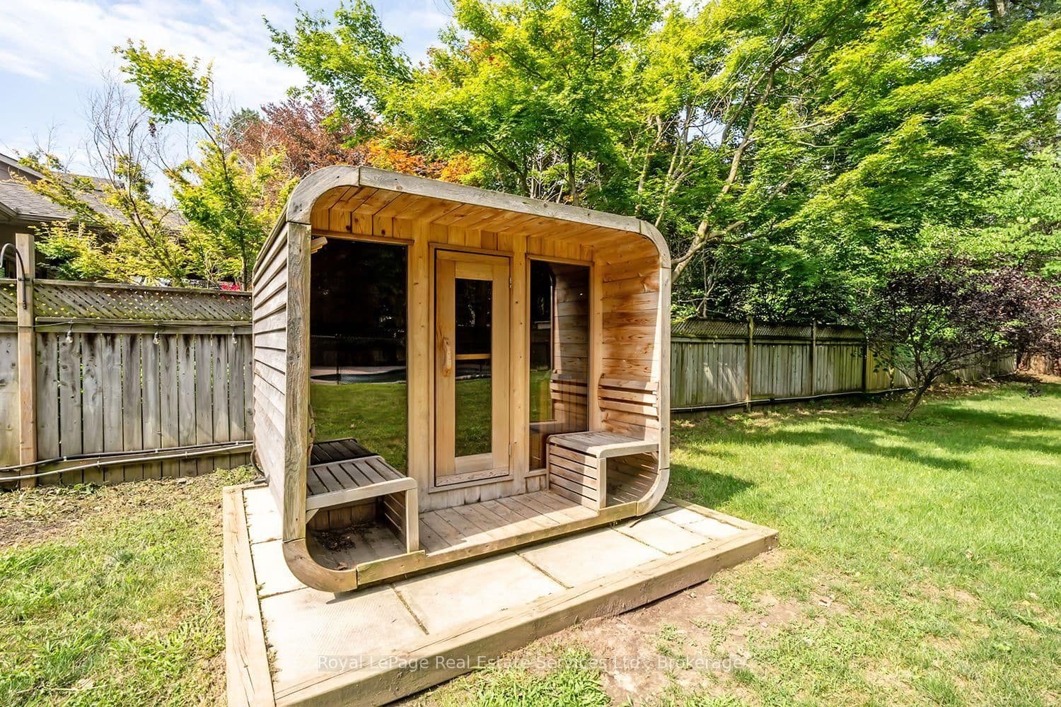 59 Fairwood Place E thumbnail 44