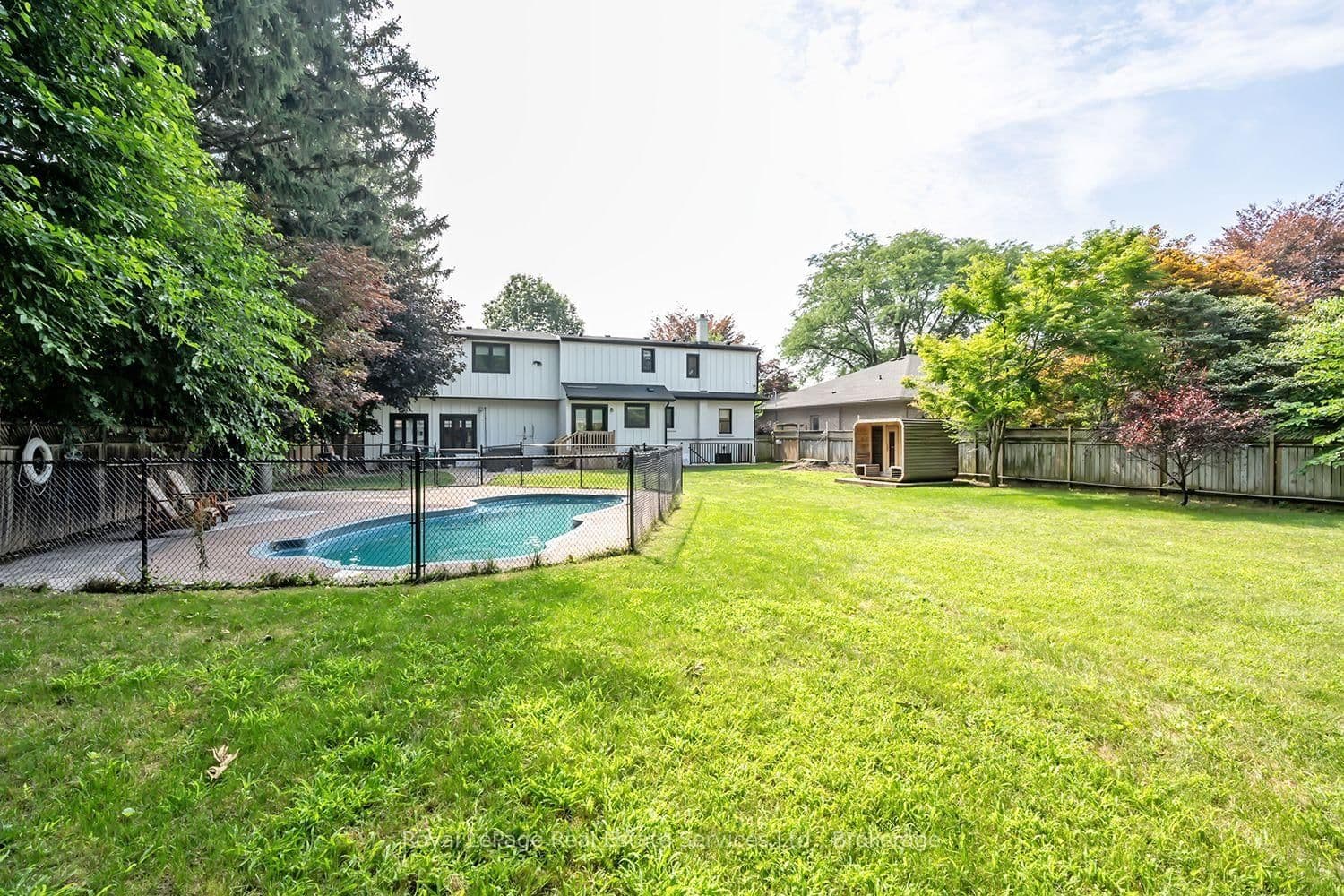 59 Fairwood Place E thumbnail 47