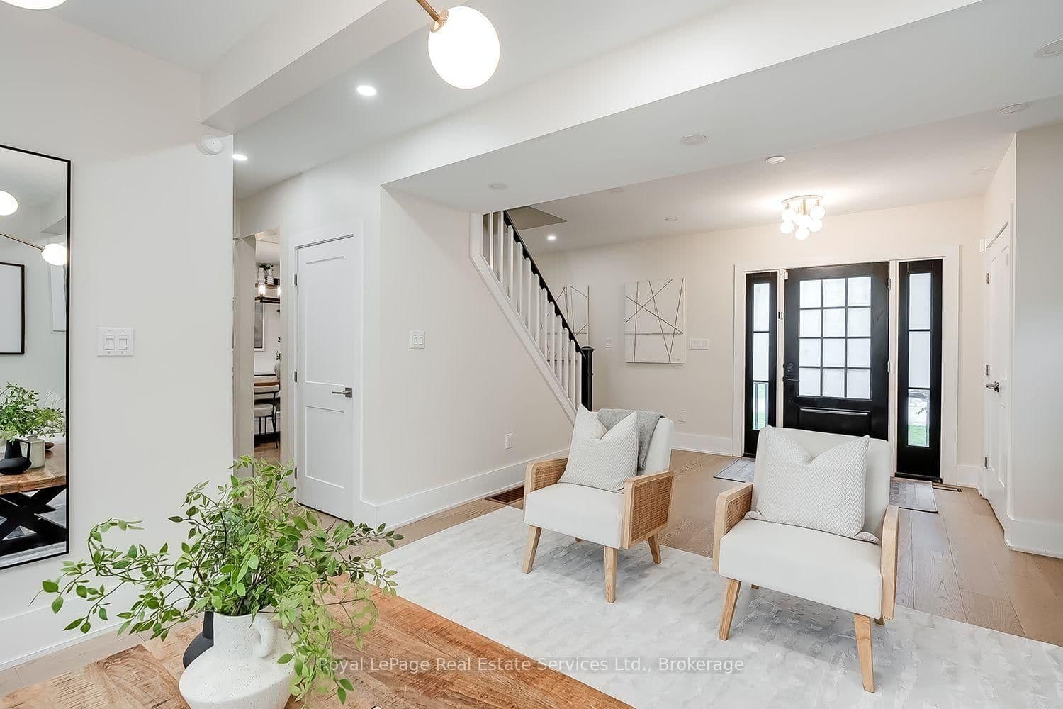 59 Fairwood Place E thumbnail 5