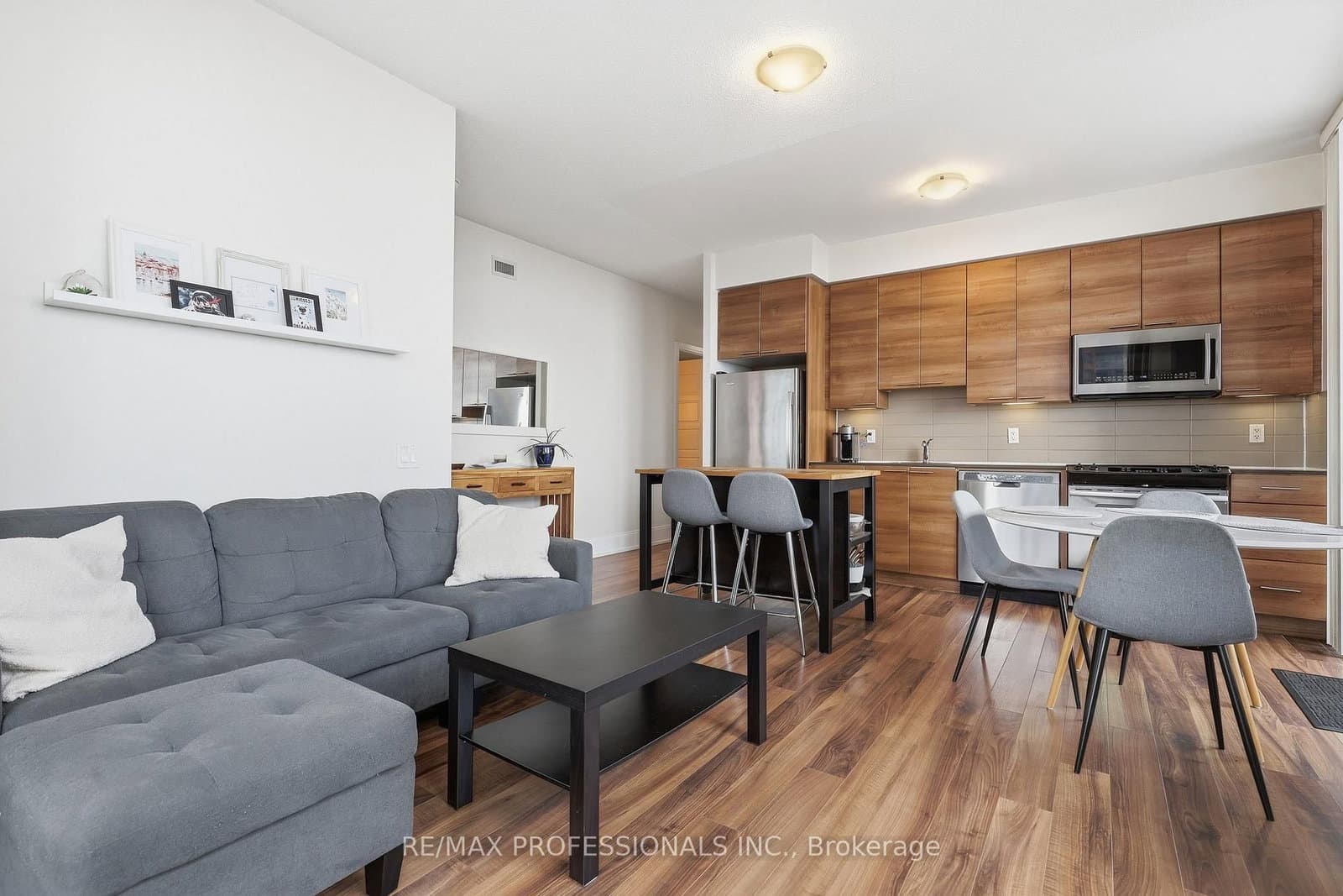 15 Viking Lane, Unit 1602 thumbnail 14