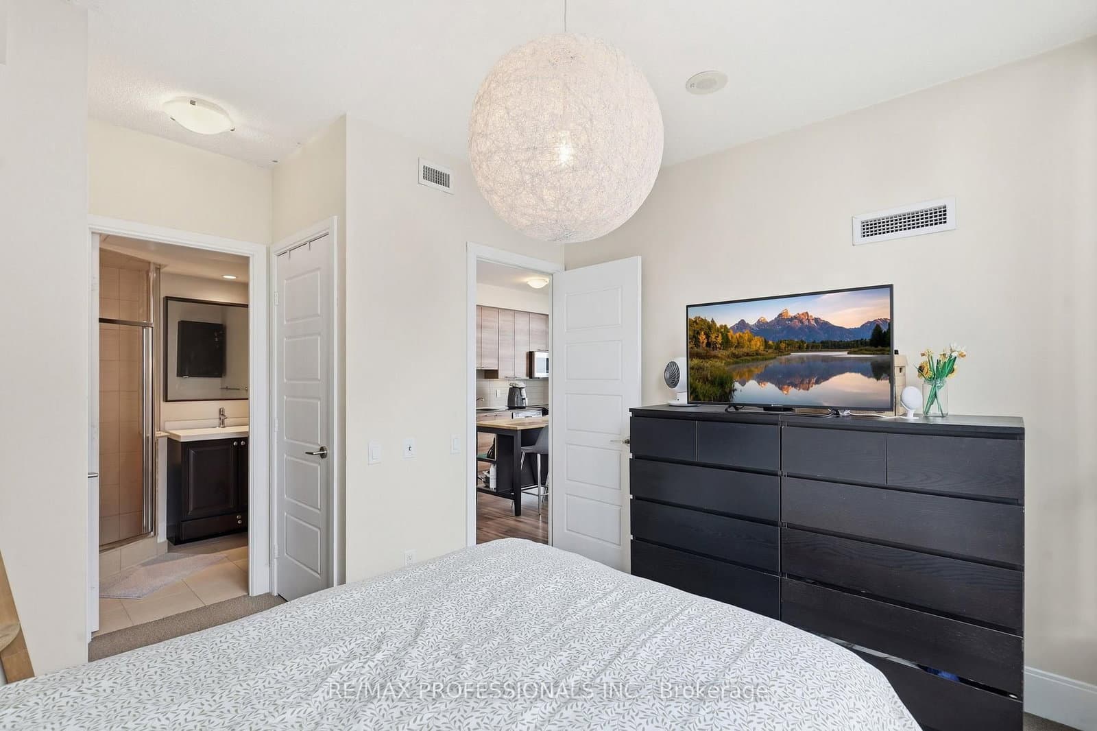 15 Viking Lane, Unit 1602 thumbnail 26