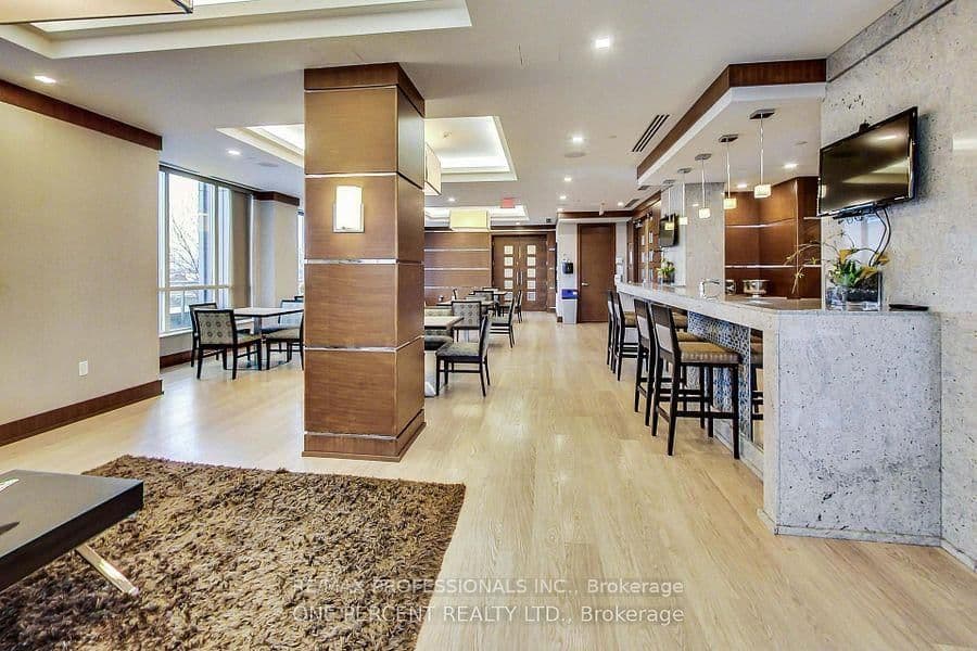 15 Viking Lane, Unit 1602 thumbnail 34