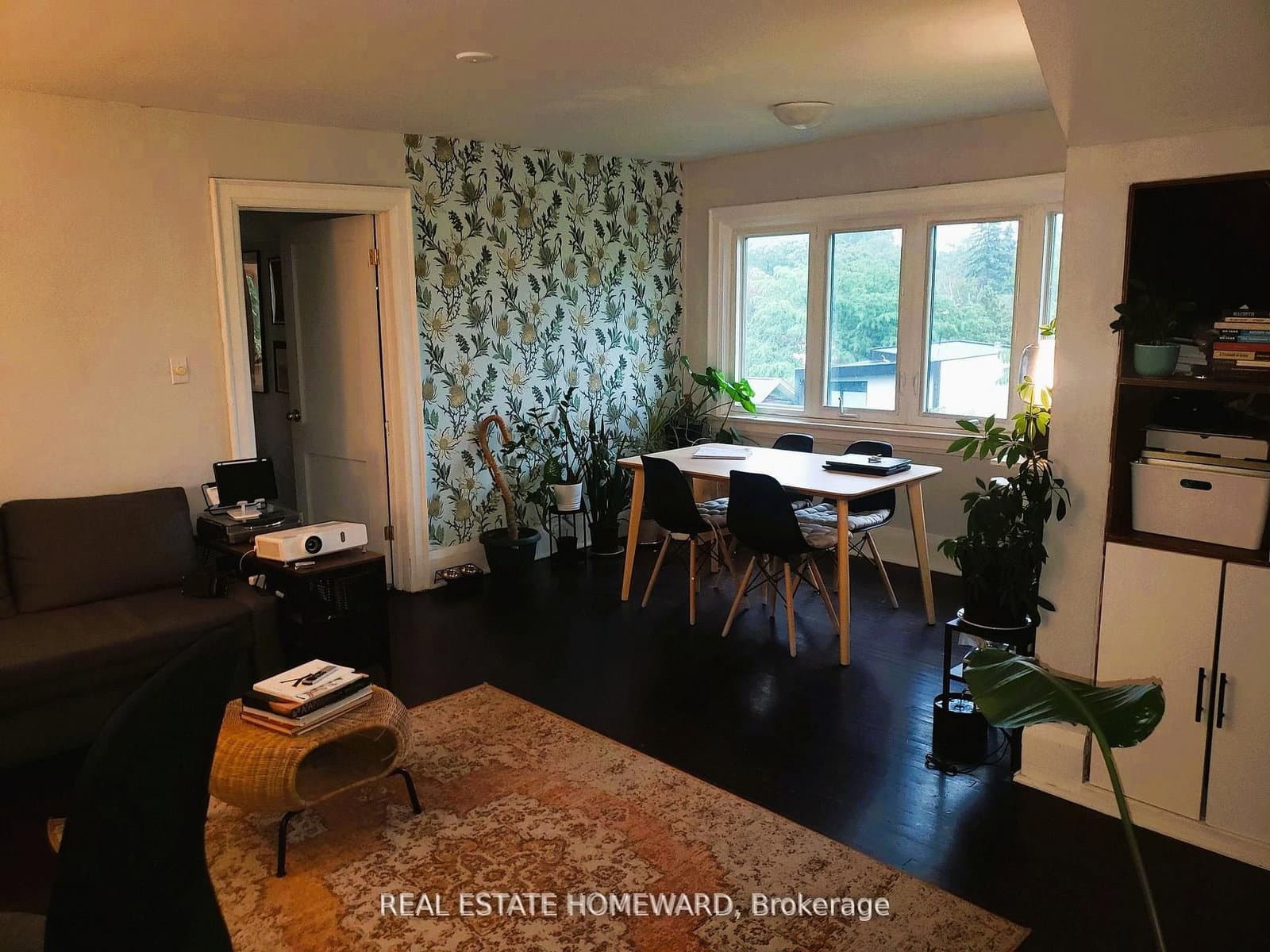 435 Parkside Drive, Unit 4 thumbnail 10