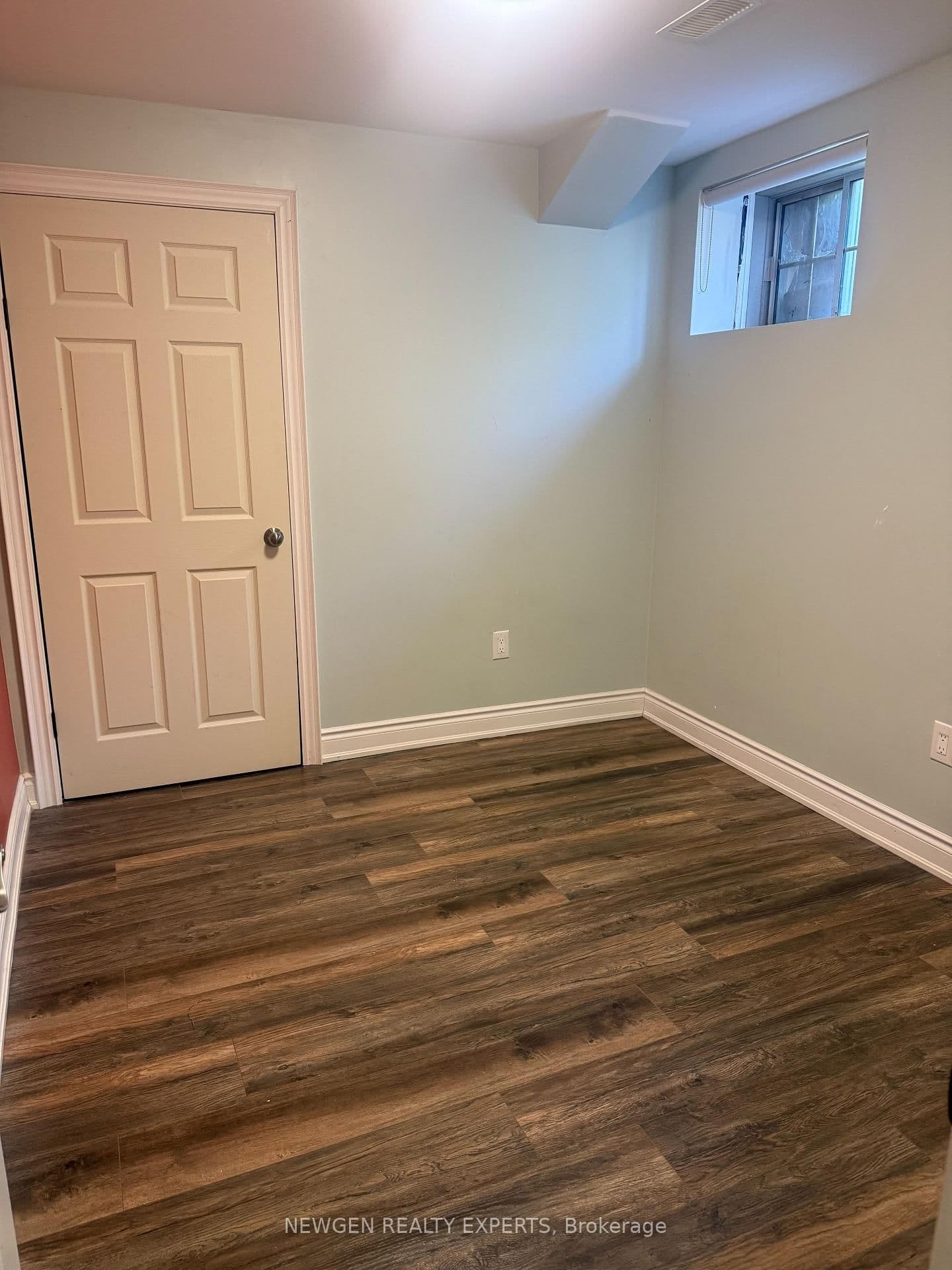 23 Hawtrey Road, Unit Bsmnt thumbnail 5