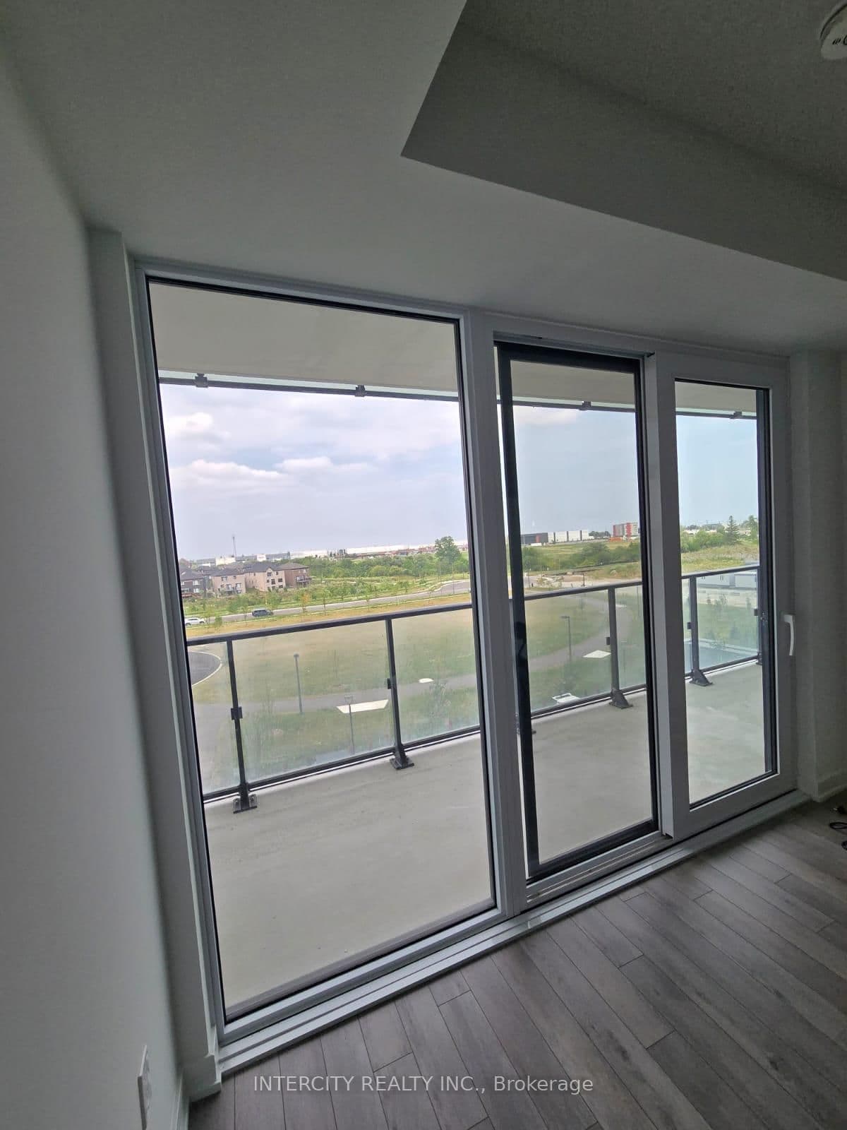 15 Skyridge Drive, Unit 324 thumbnail 11