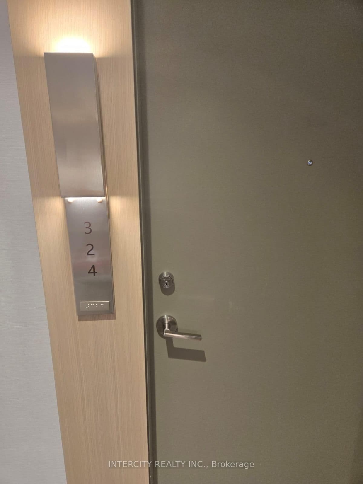 15 Skyridge Drive, Unit 324 thumbnail 6