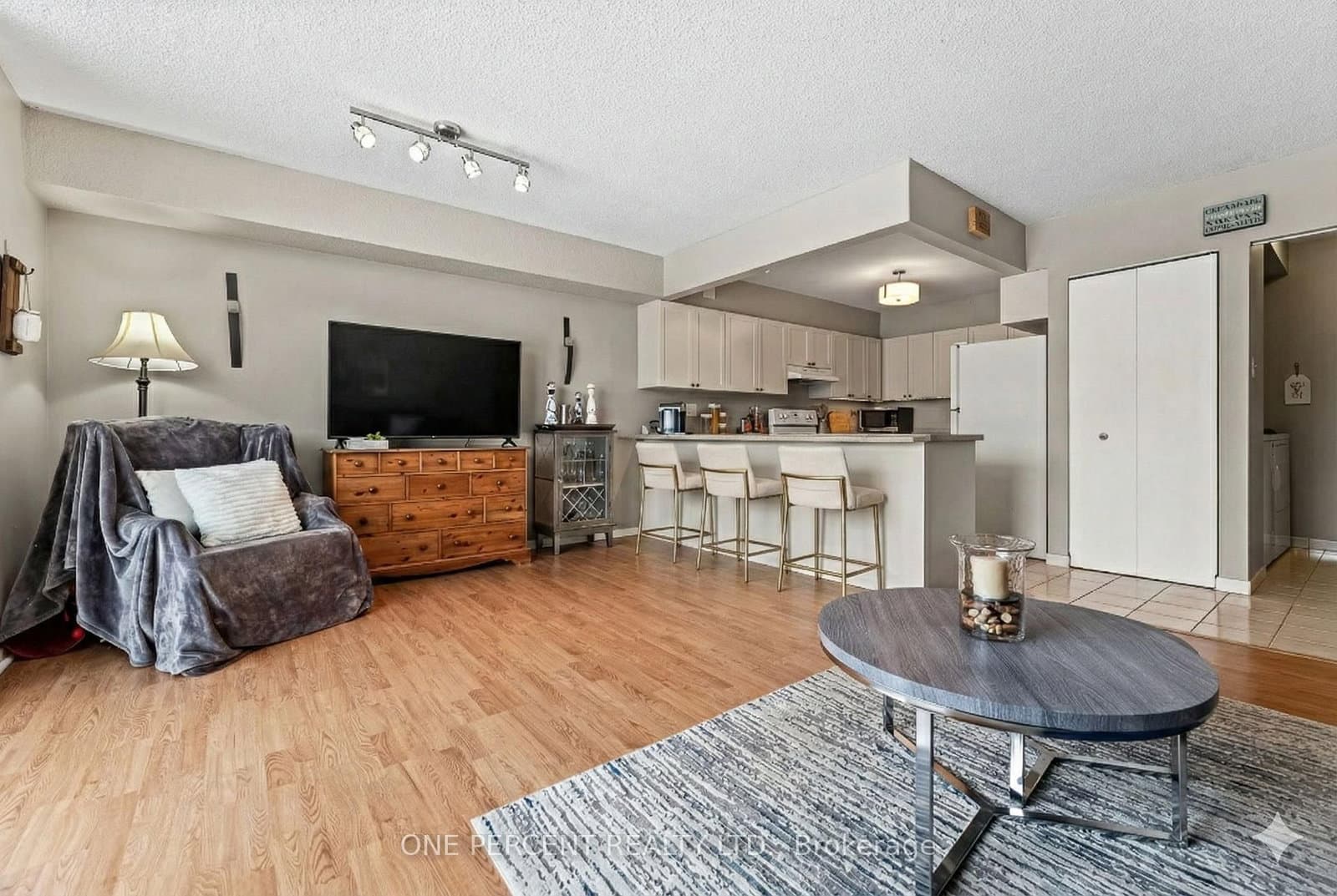 16 Fourth Street, Unit 25 thumbnail 6
