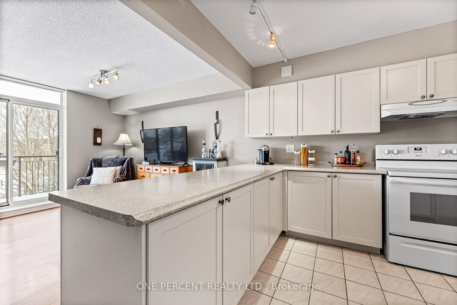16 Fourth Street, Unit 25 thumbnail 7
