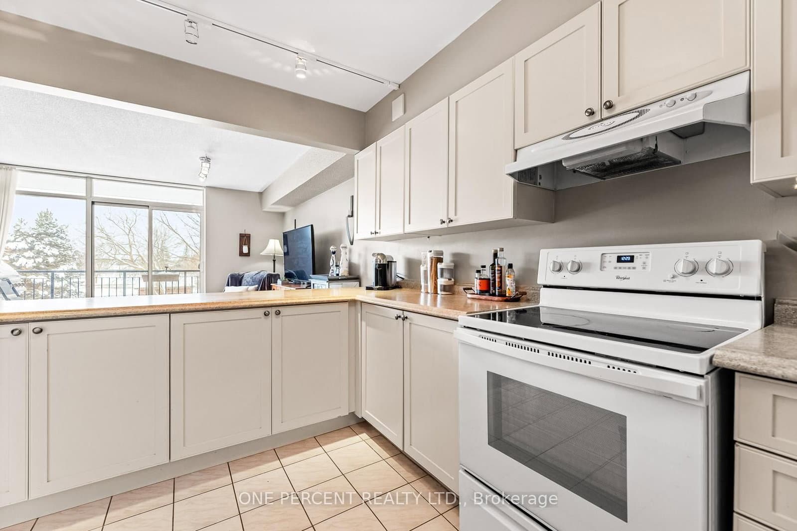 16 Fourth Street, Unit 25 thumbnail 8