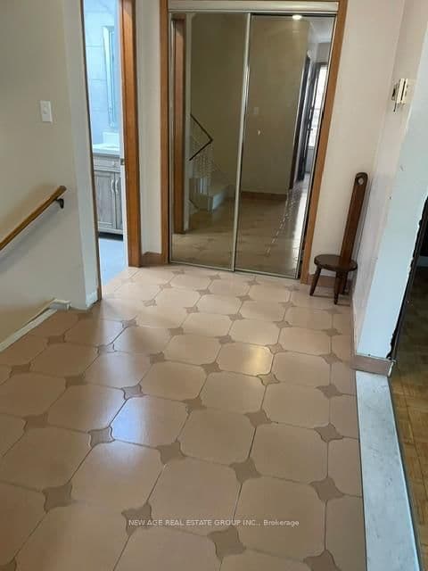 112 Anthia Drive W thumbnail 12