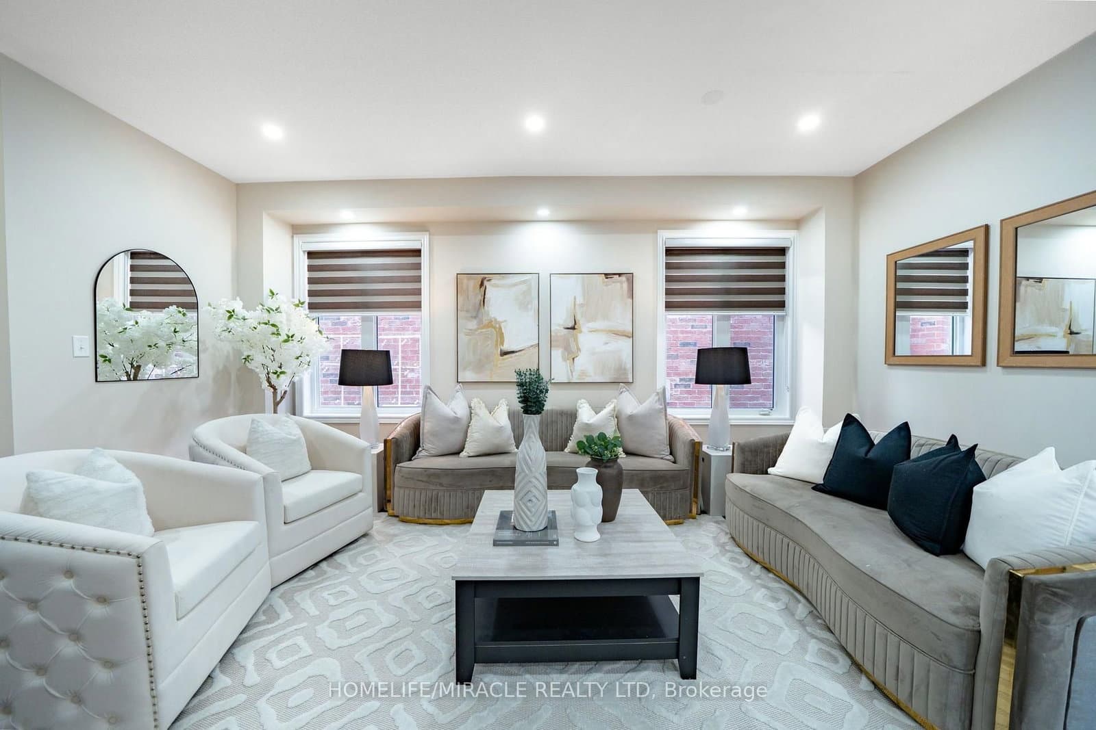 544 Bessborough Drive thumbnail 7