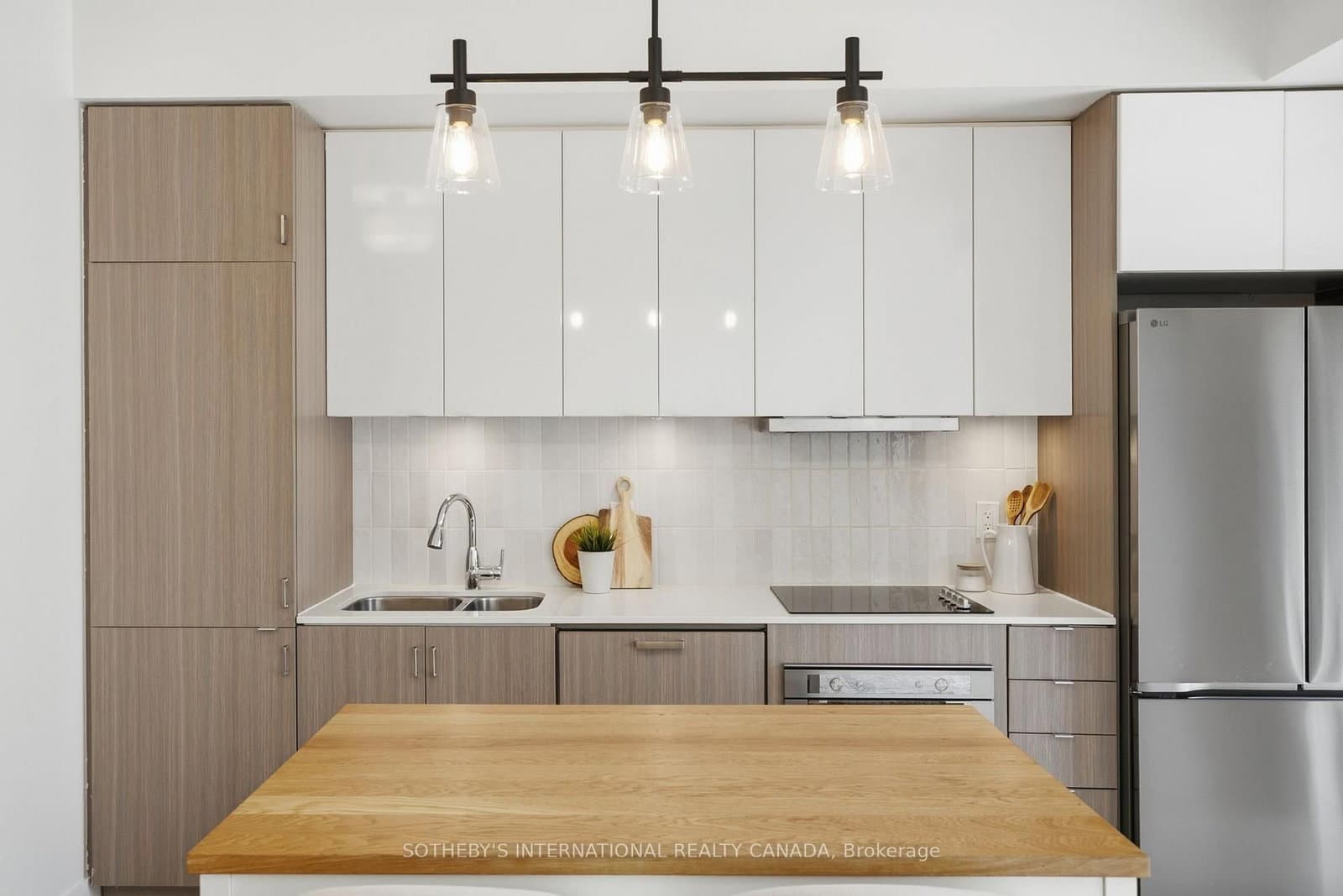5230 Dundas Street, Unit A201 thumbnail 10