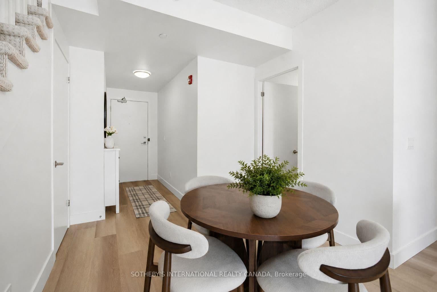 5230 Dundas Street, Unit A201 thumbnail 13