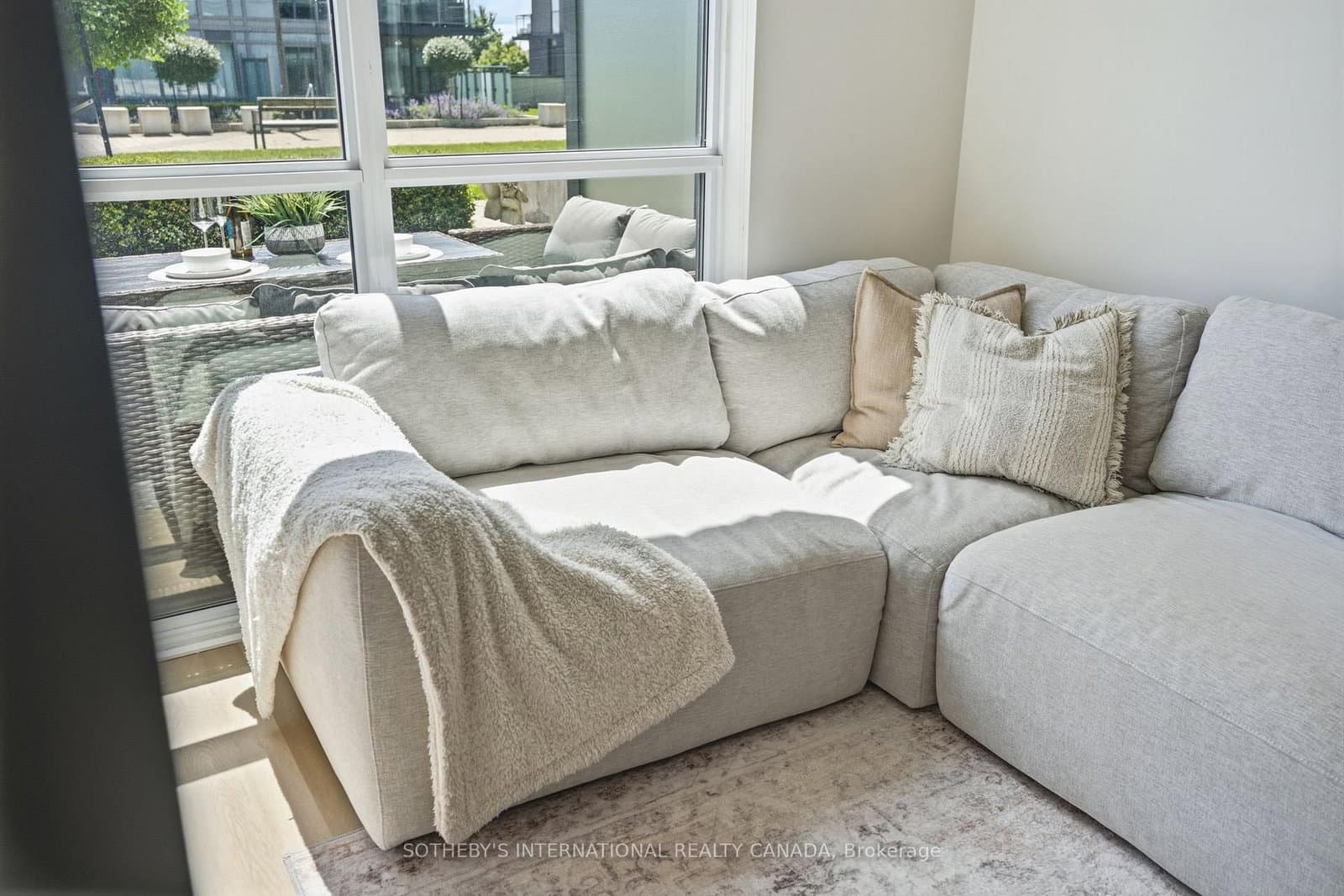5230 Dundas Street, Unit A201 thumbnail 16