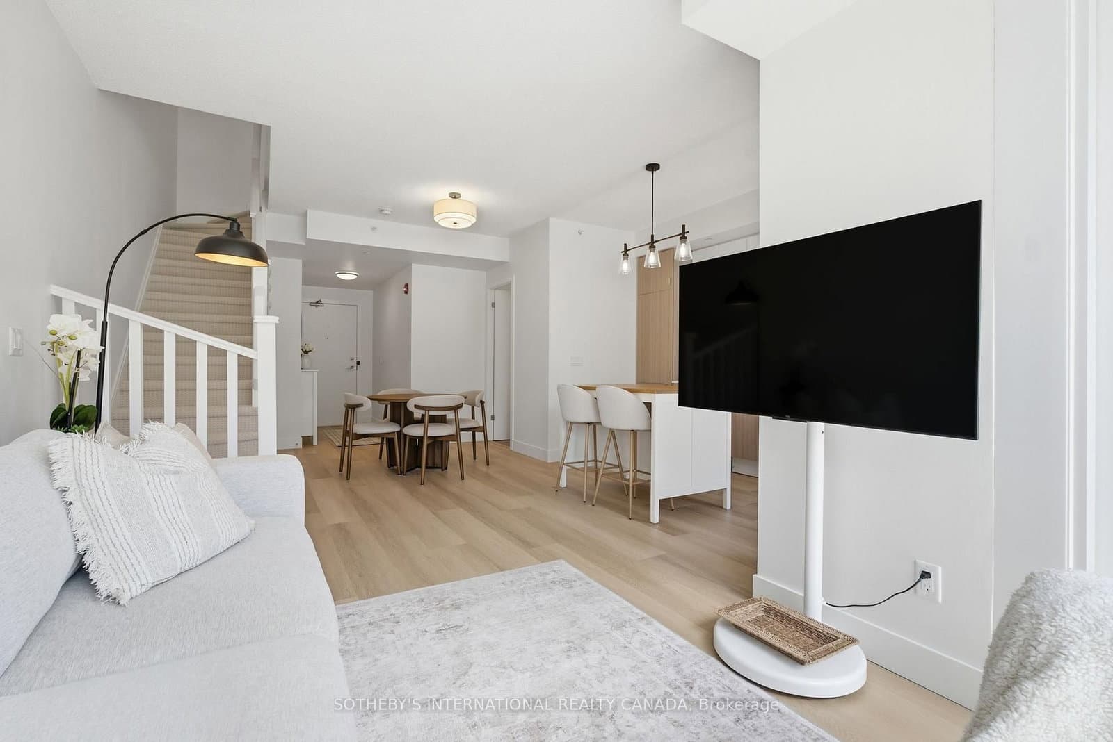 5230 Dundas Street, Unit A201 thumbnail 6