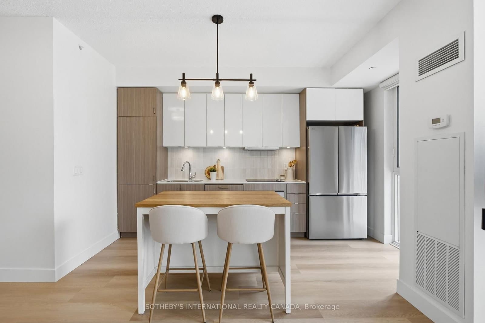5230 Dundas Street, Unit A201 thumbnail 7