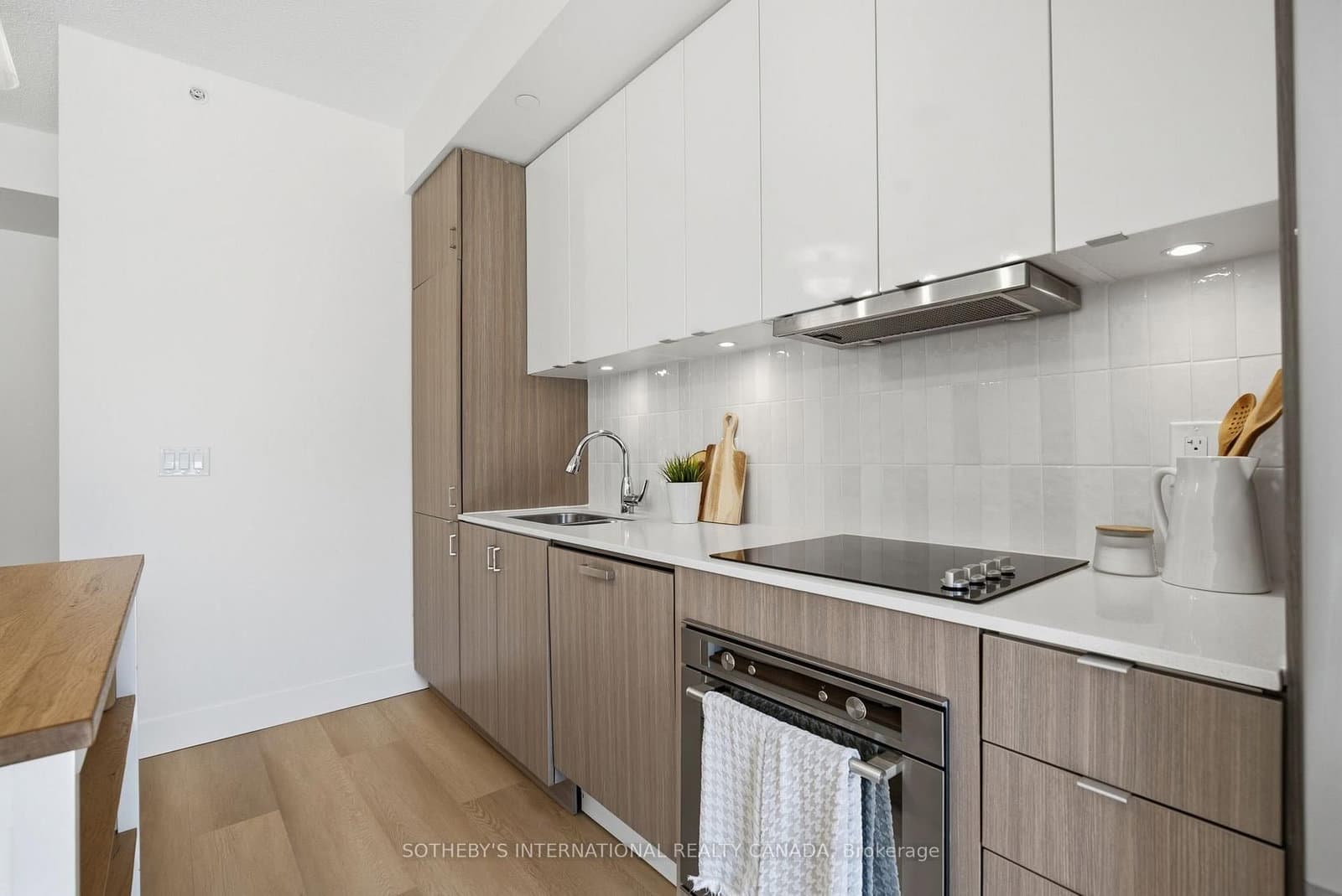 5230 Dundas Street, Unit A201 thumbnail 9