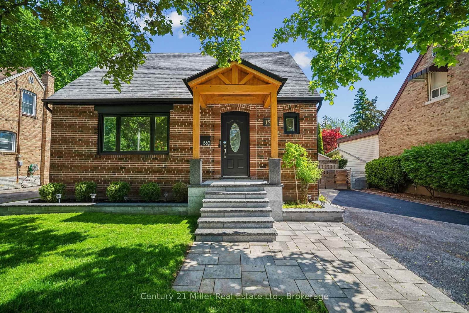 1583 Blanefield Road - Image 1