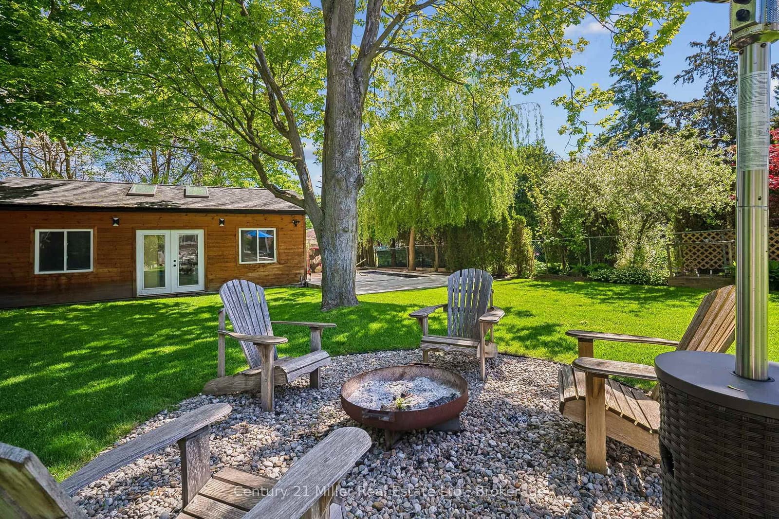 1583 Blanefield Road thumbnail 37