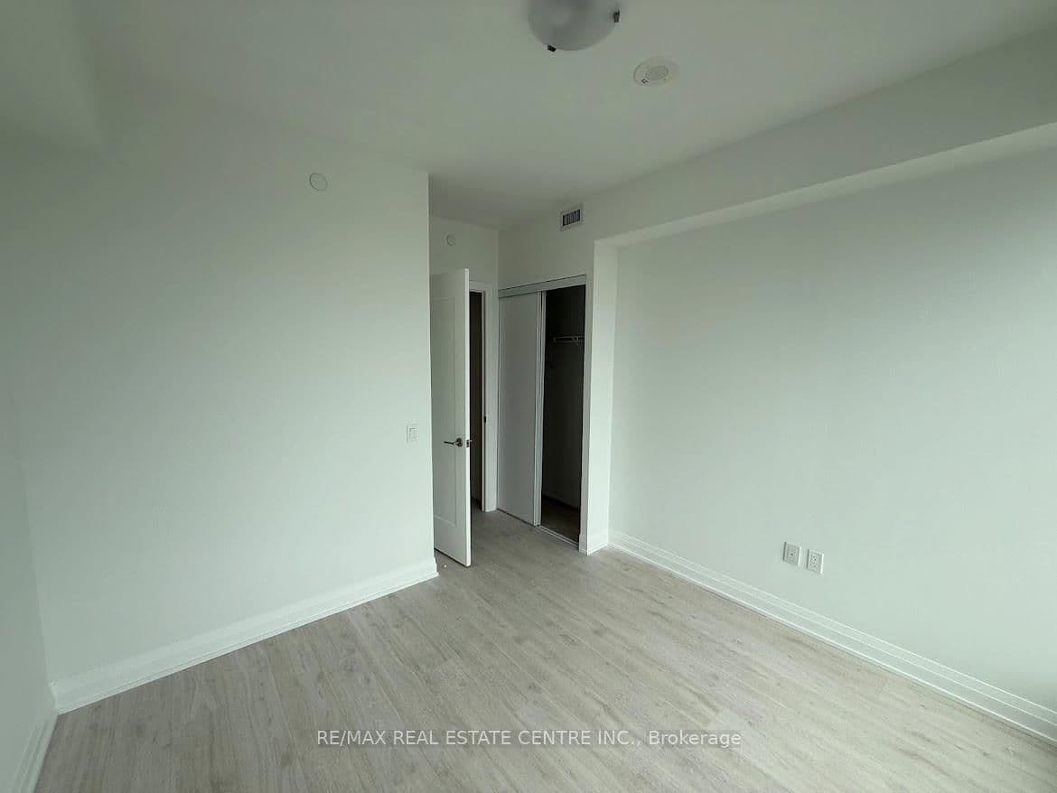 412 Silver Maple Road, Unit 509 thumbnail 13