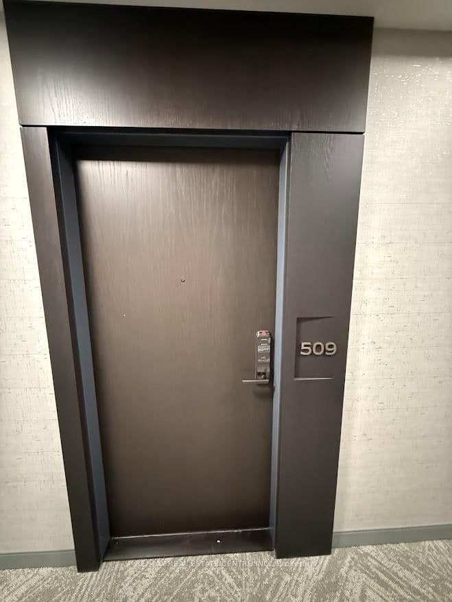 412 Silver Maple Road, Unit 509 thumbnail 3