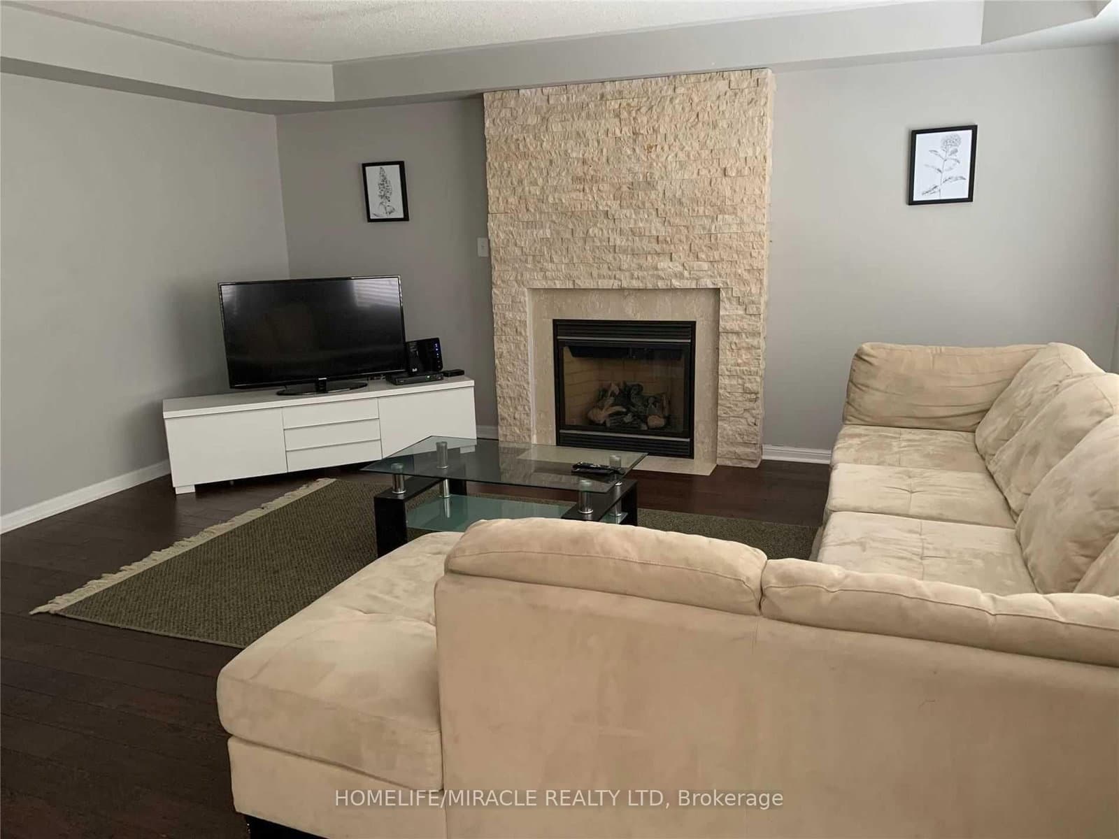 1509 Marshall Crescent thumbnail 3